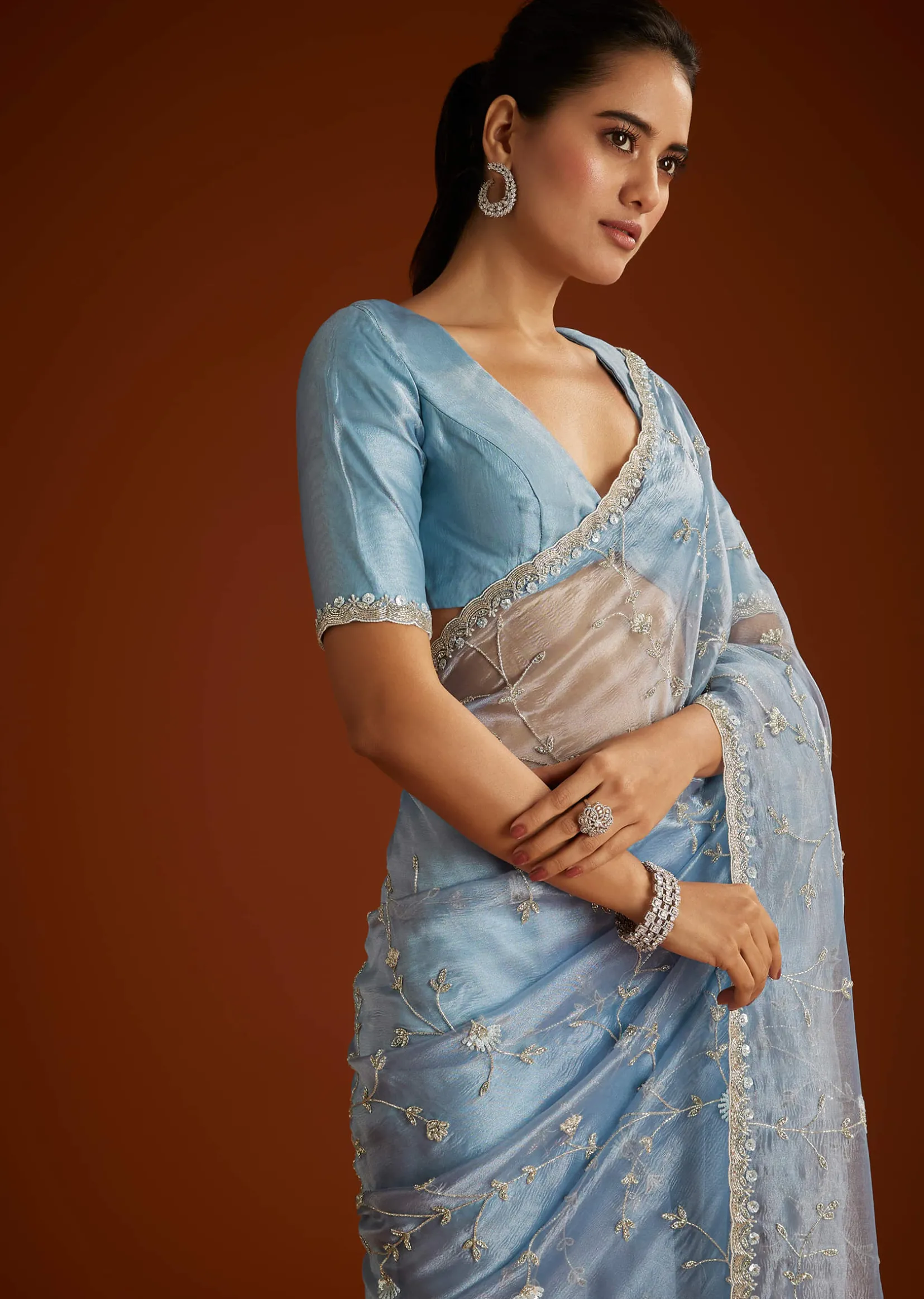 Aqua Blue Crushed Tissue Saree With Floral Jaal Embroidery
