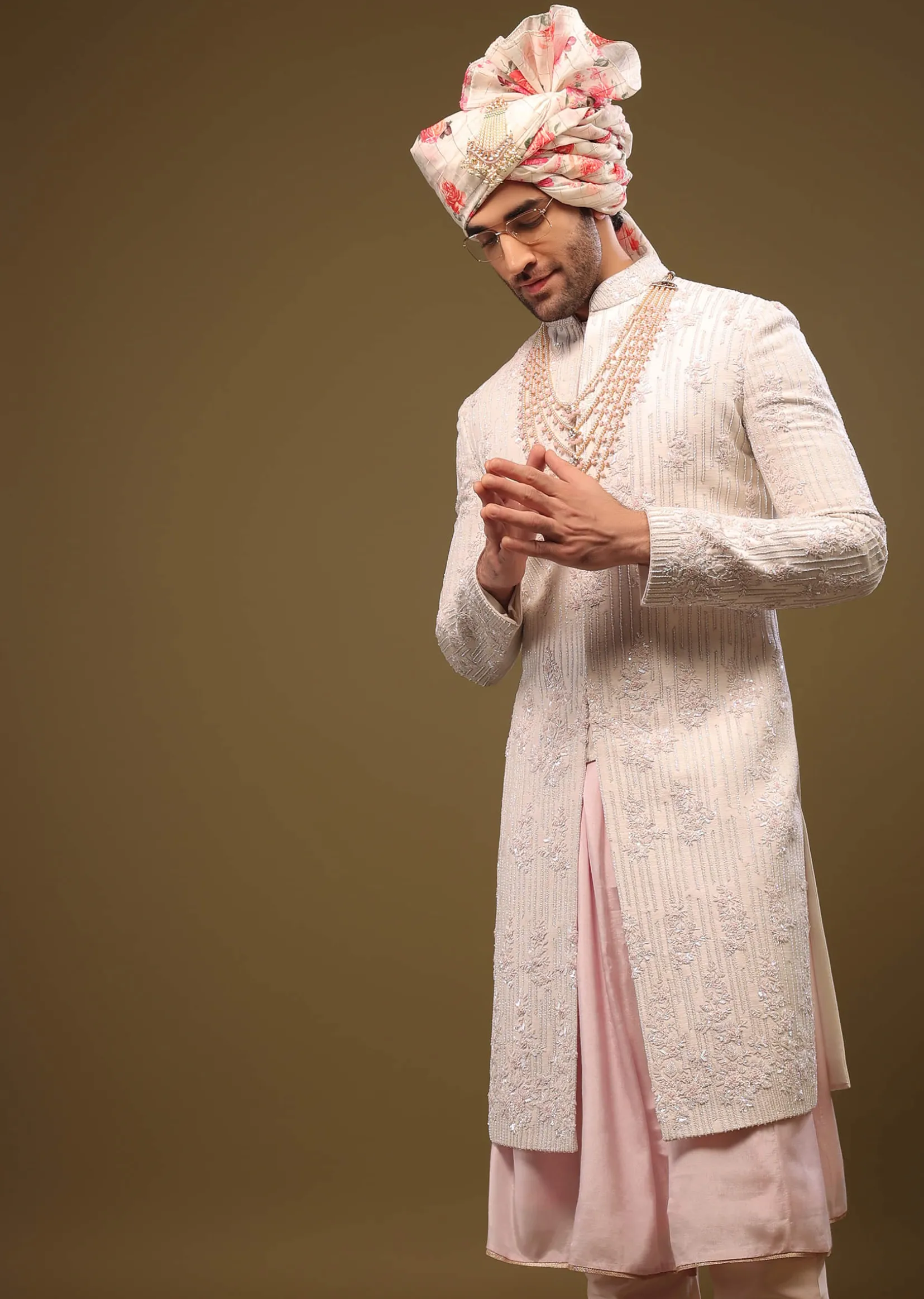 Beige White Silk Sherwani Set With Embroidery