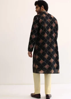 Black And Pink Silk Kurta Set With Mirror Embroidery