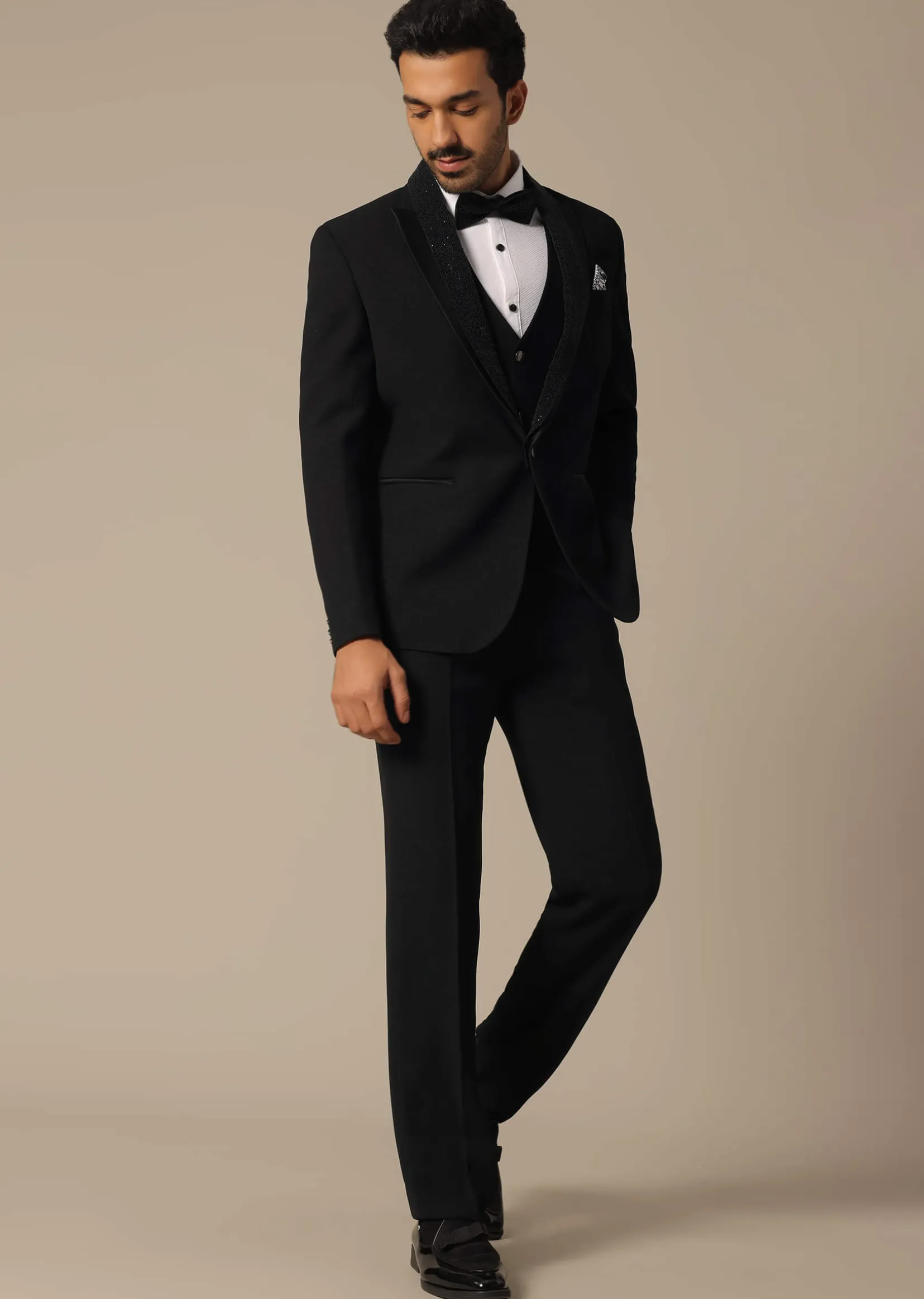 Black Blazer Set With Embroidered Detail