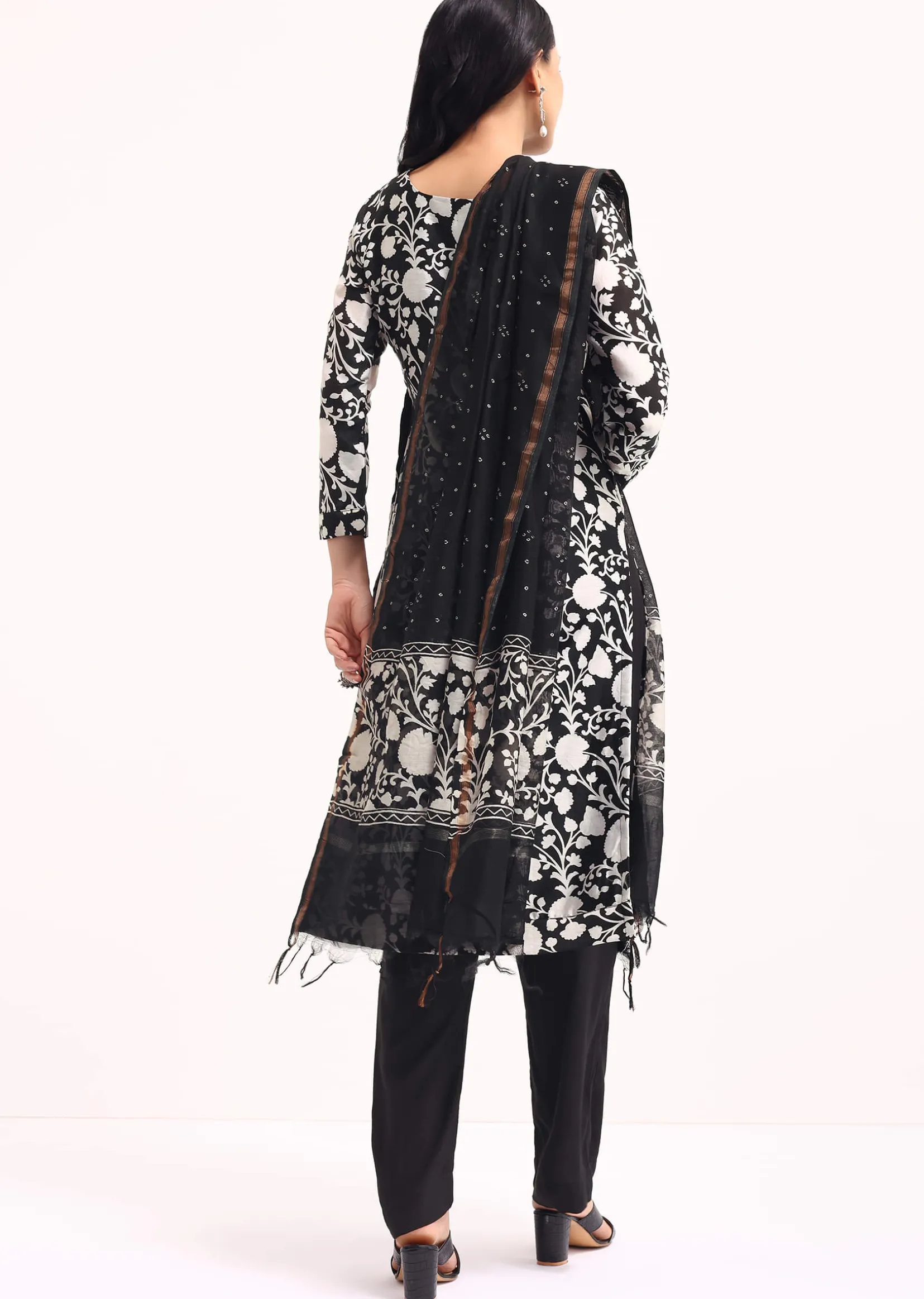 Black Floral Printed Chanderi Kurta Set With Bandhani Dupatta