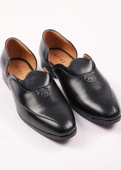 Black Glossy Juttis For Men