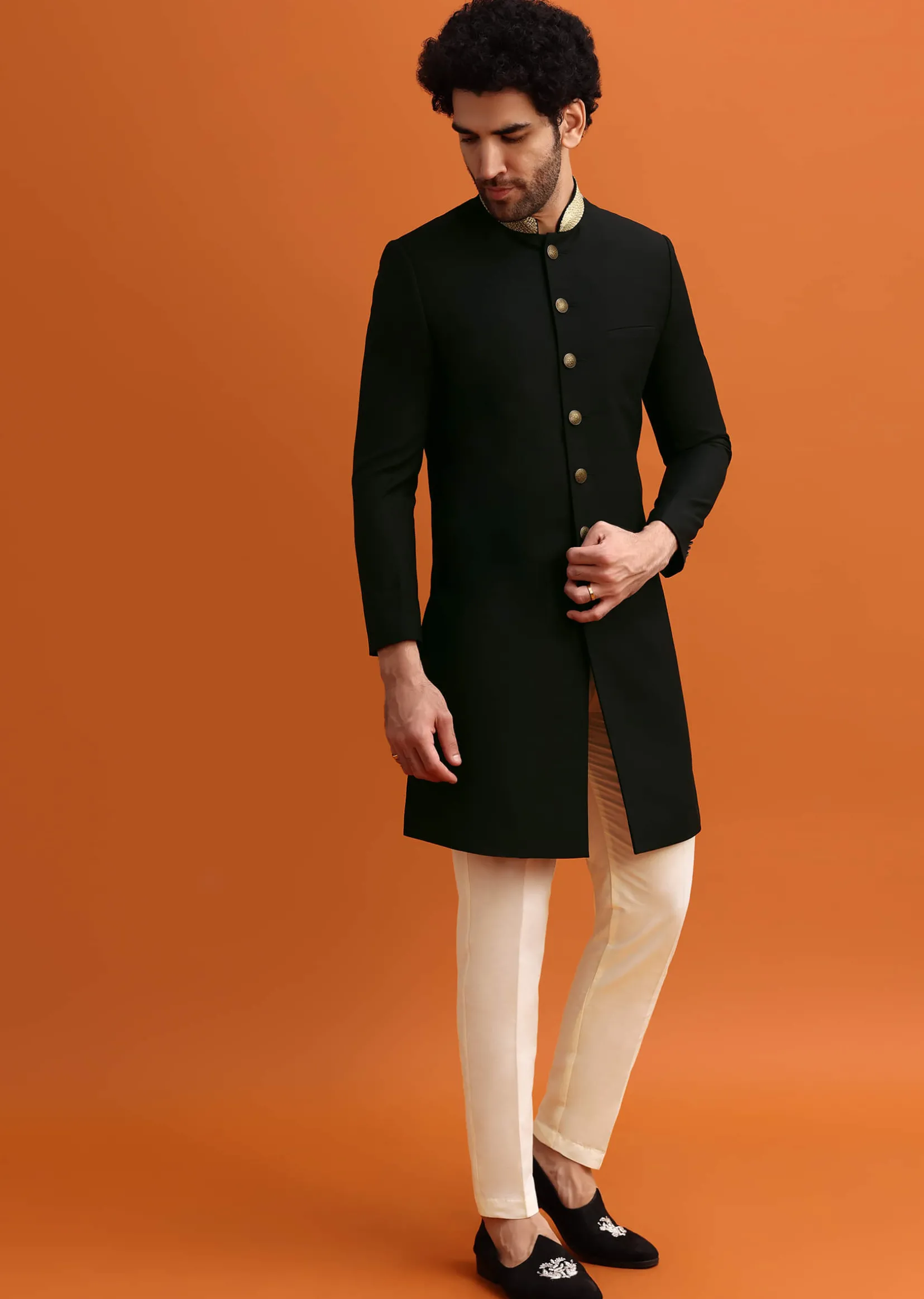 Black Indowestern Set With Zari Work For Men