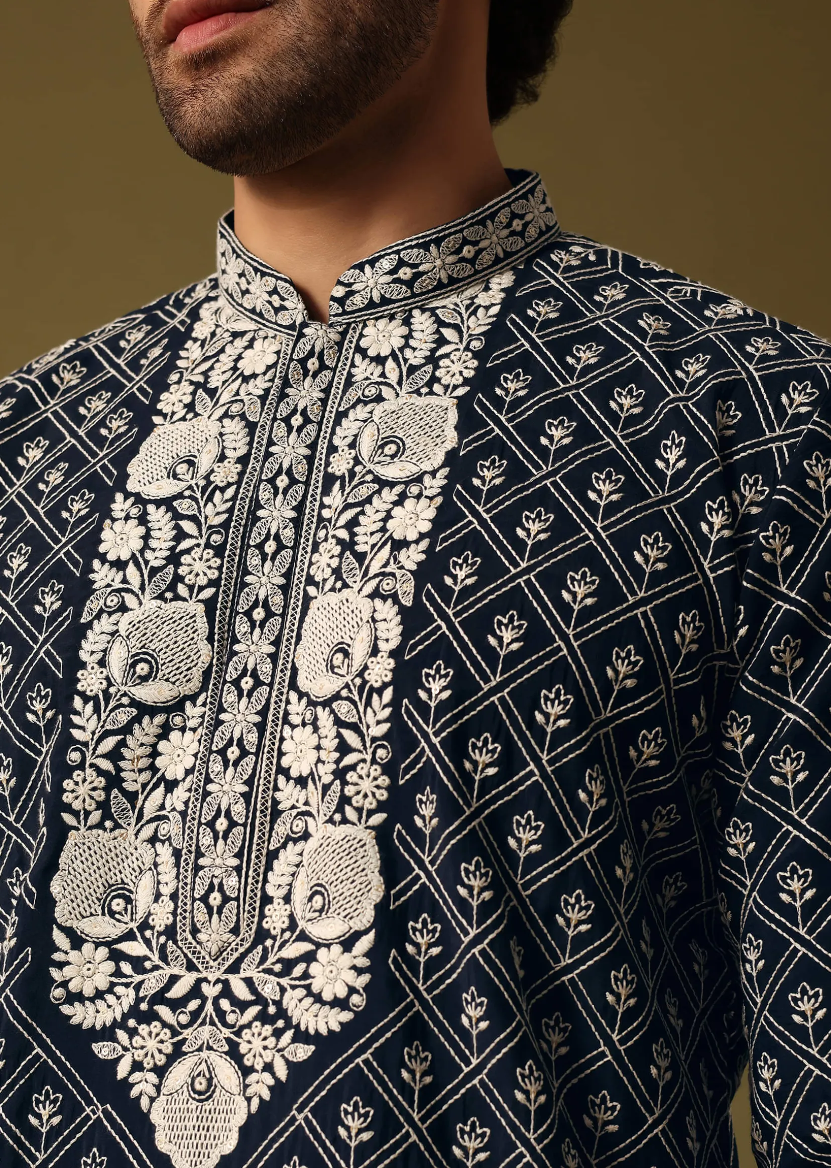 Blue Kurta Pant Set With Dupatta In Resham Work