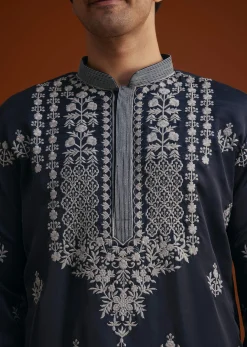 Blue Kurta With Resham Embroidery