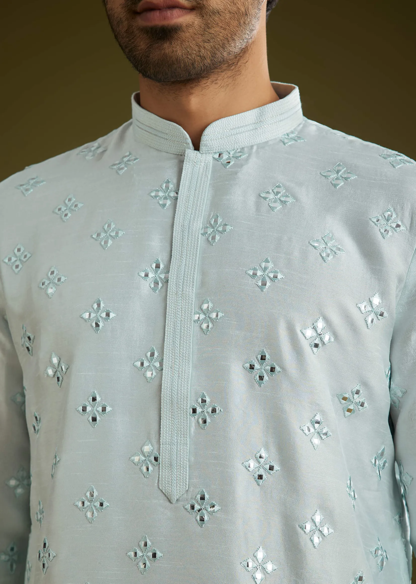 Blue Silk Blend Kurta Set With Mirror Work