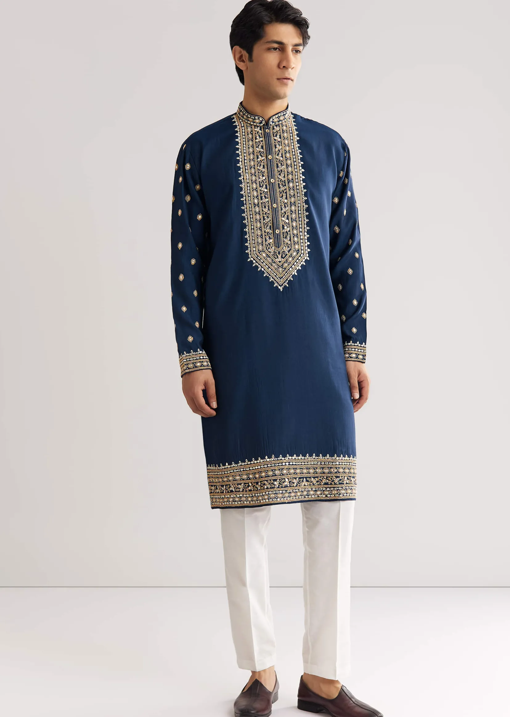Blue Silk Yoke Embroidered Kurta Set With Gotta And Resham Work