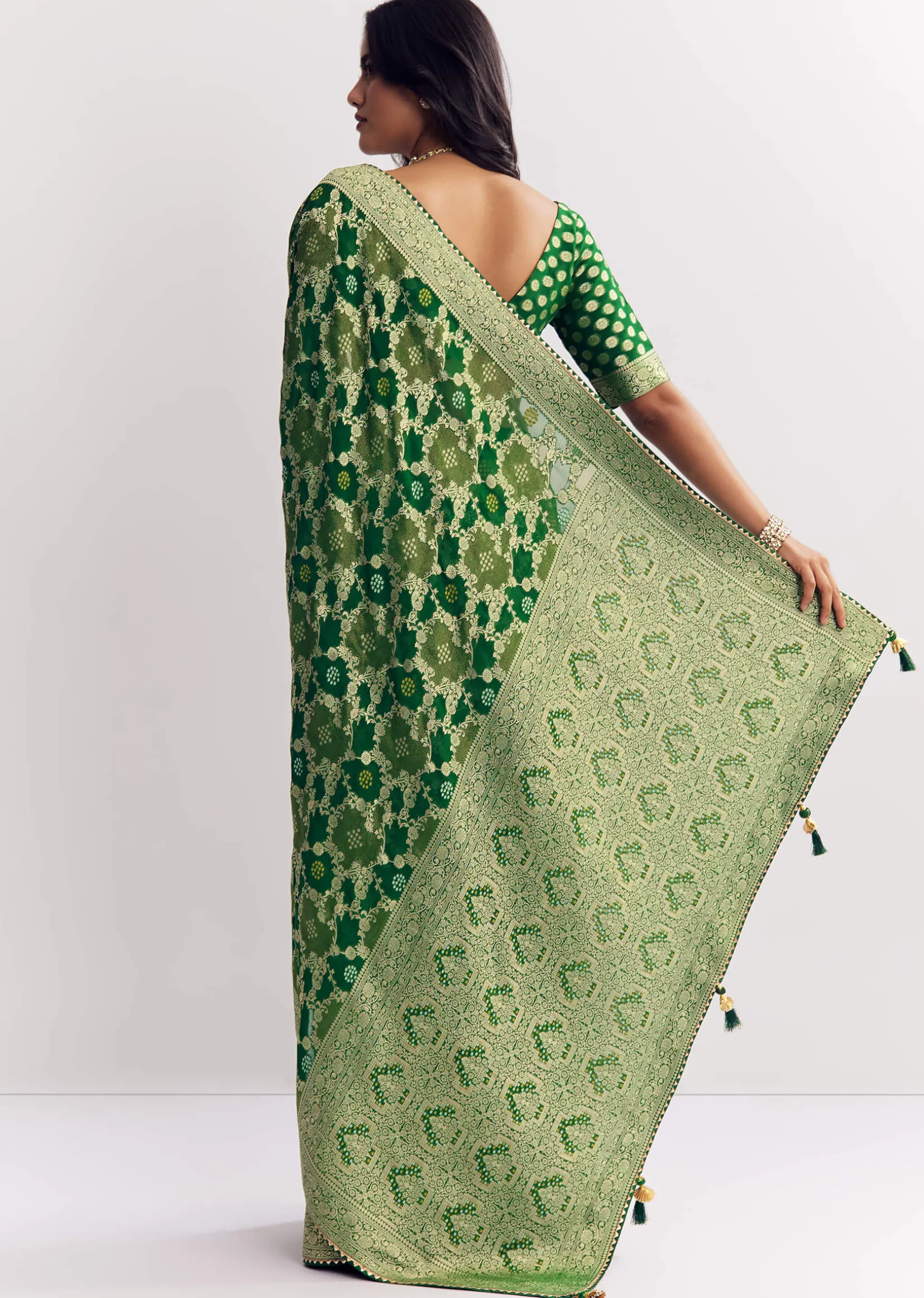 Bottle Green Shaded Dola Silk Saree With Zari Jaal Work