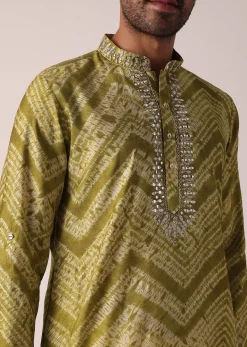 Captivating Green Cotton Kurta For Men