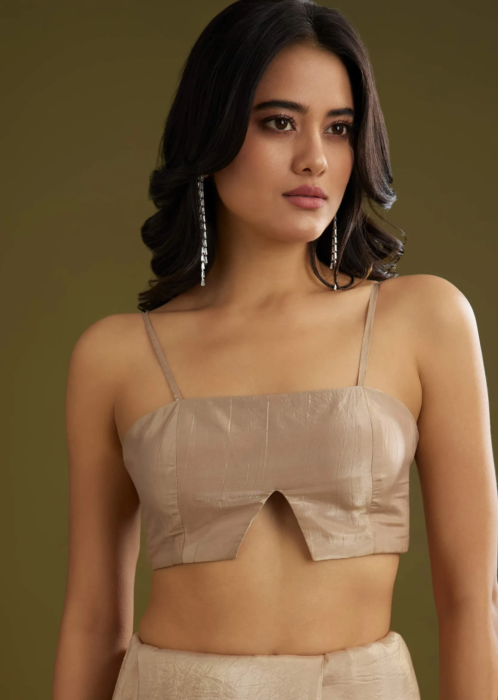 Coffee Brown Crushed Tissue Saree With Embroidered Scallop Border