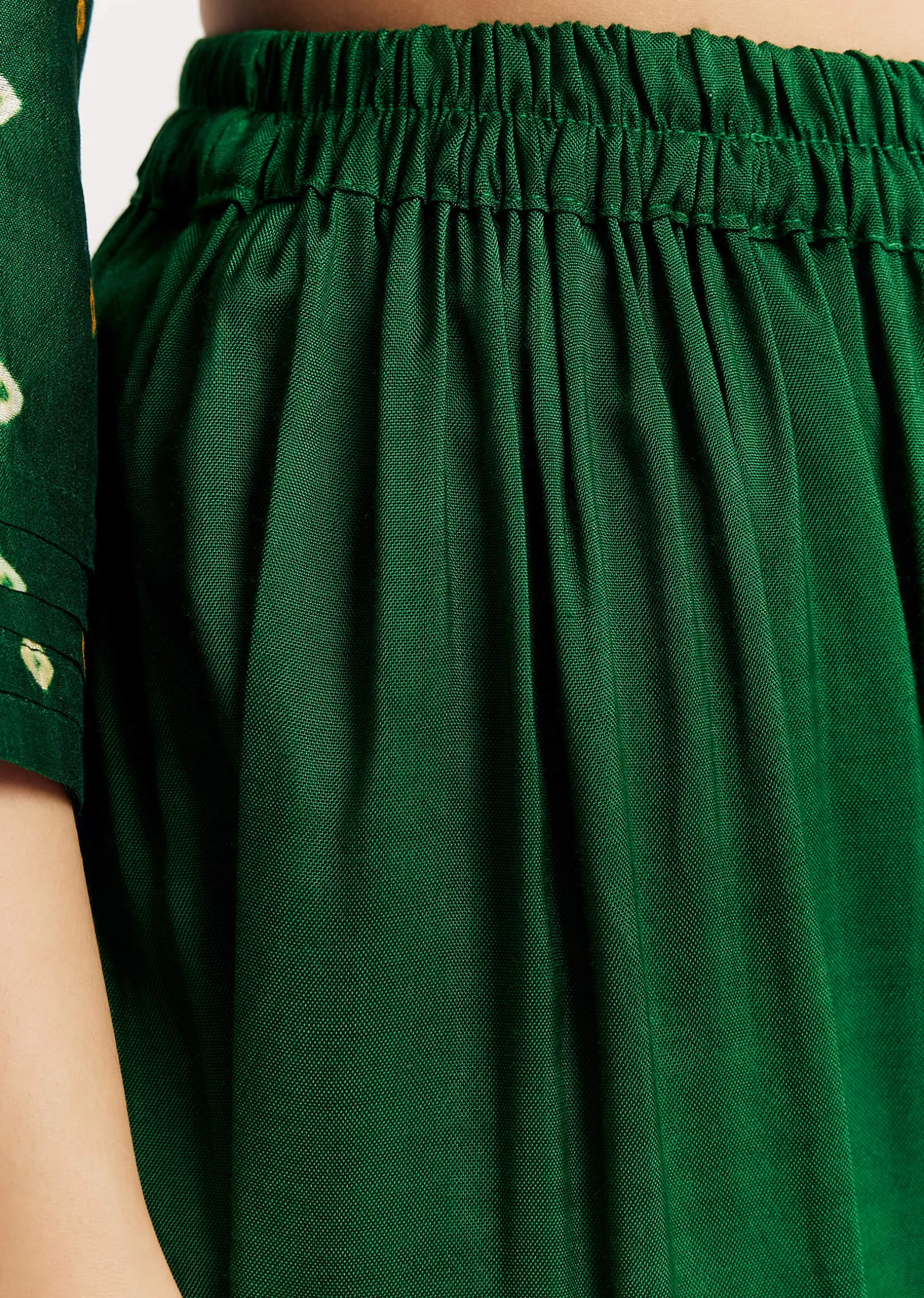 Dark Green Bandhani Kurta Set With Dupatta