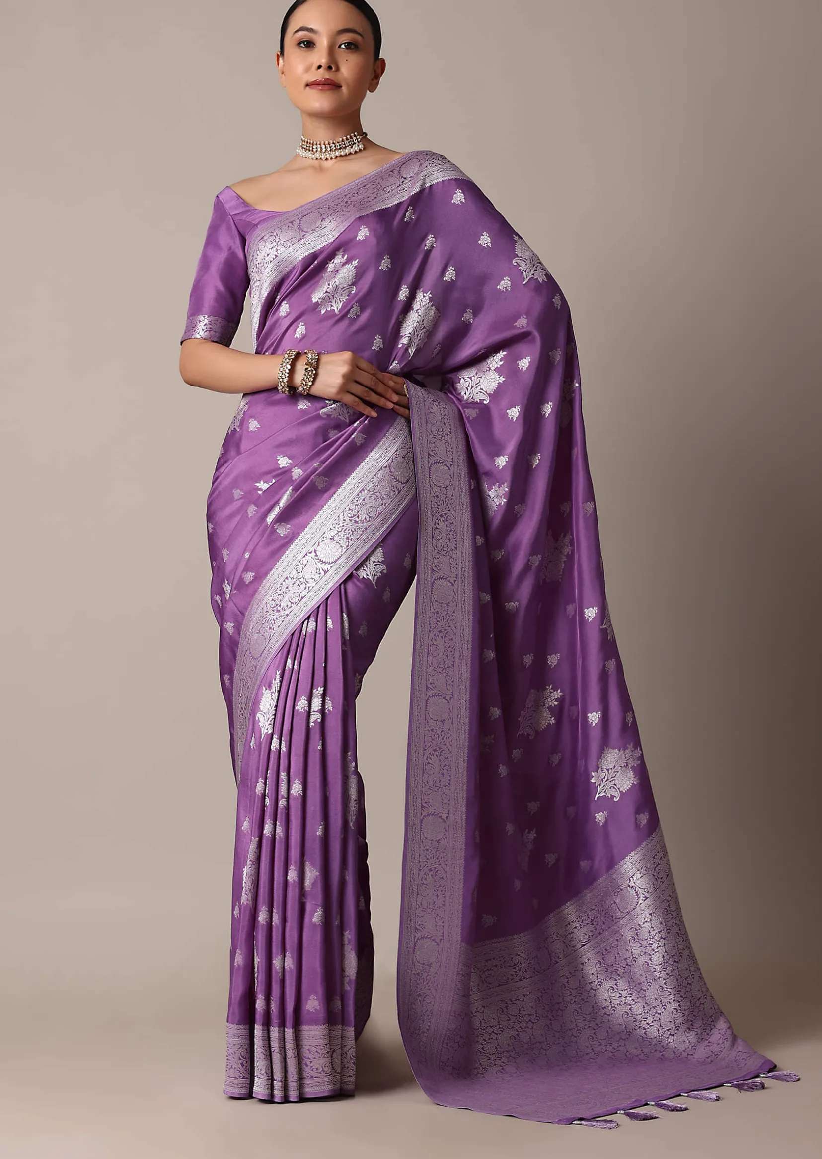 Dark Purple Dola Silk Saree With Silver Weave And Unstitched Blouse Piece