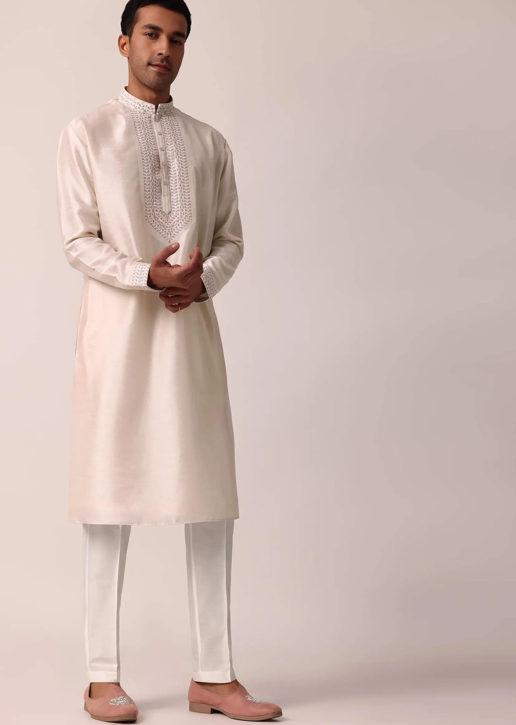 Elegant Peach Silk Kurta Set With Exquisite Cut Work