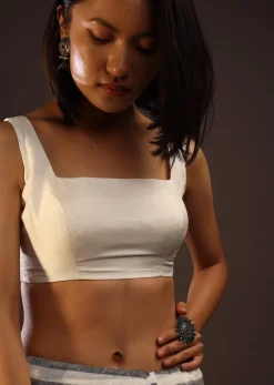 Erget White Sleeveless Blouse With A Square Neckline