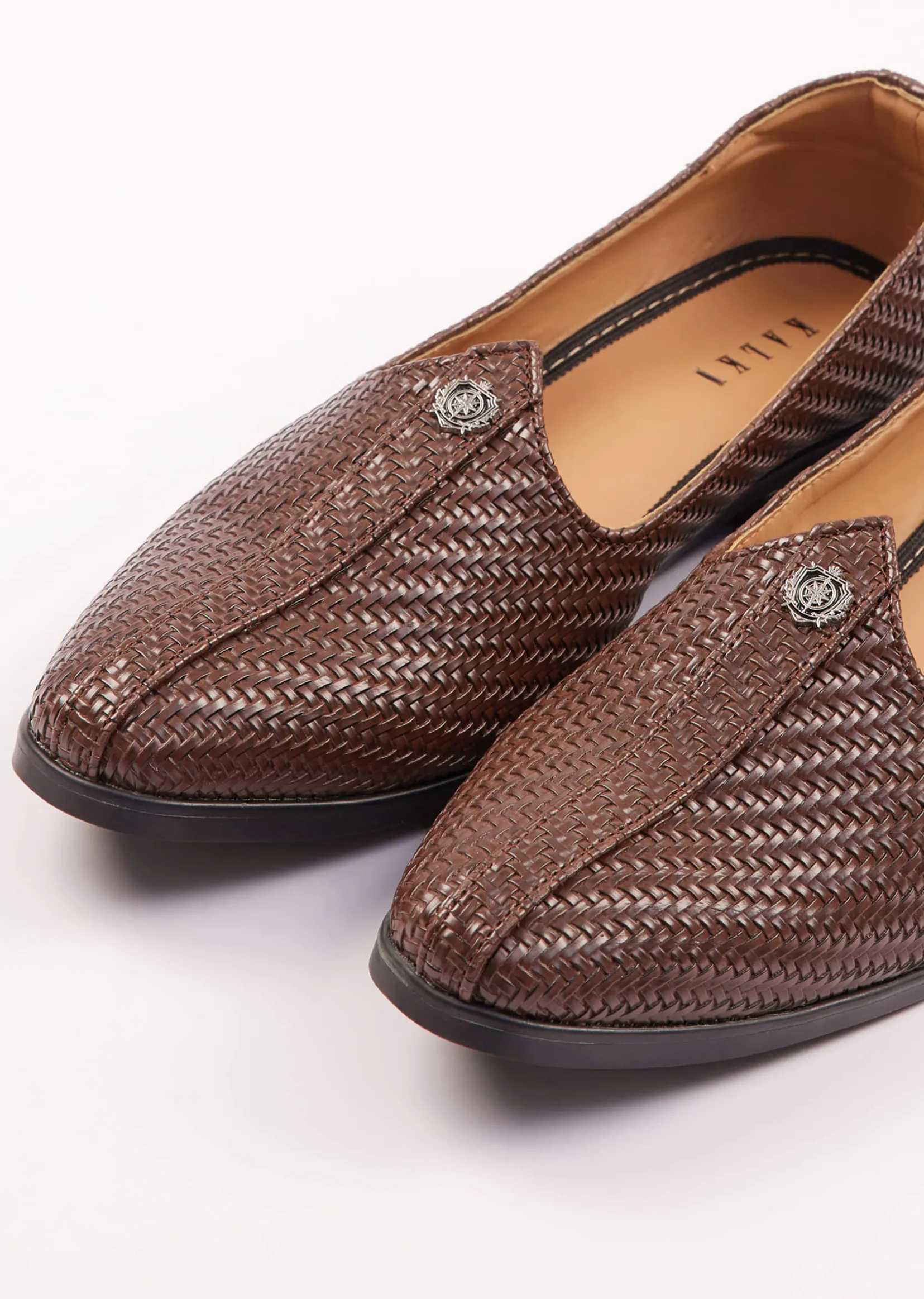 Ethnic Juttis For Men In Dark Brown
