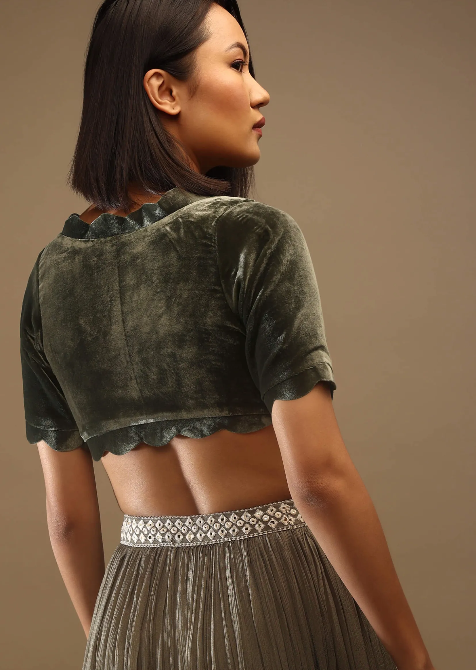 Forest Night Velvet Blouse In A Scalloped Neckline With A Tie-Up Tassel Dori