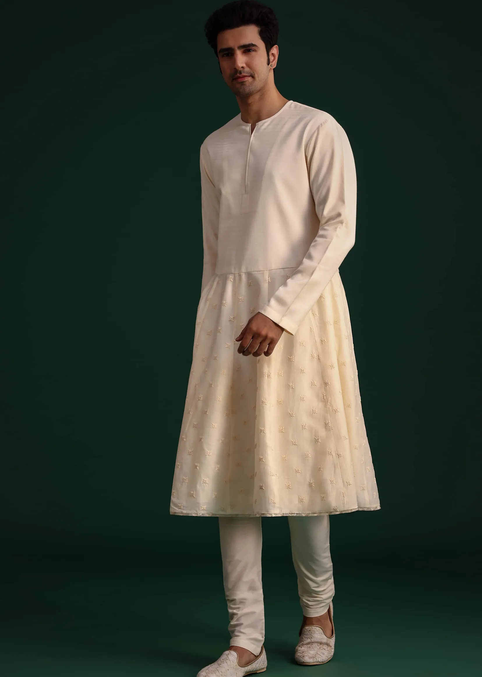 Gold Silk Zari Embroidered Sherwani Suit With Dupatta And Mala