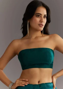 Green Embellished Tissue Saree With Embroidered Cutdana Sequin Border