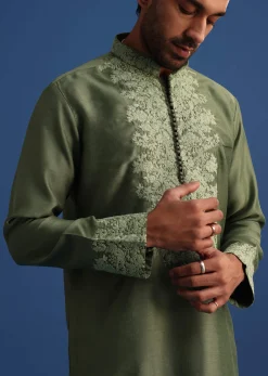 Green Floral Embroidered Kurta Set With Resham Work