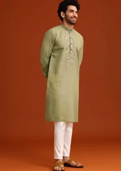 Green Floral Handwork Kurta Set In Linen