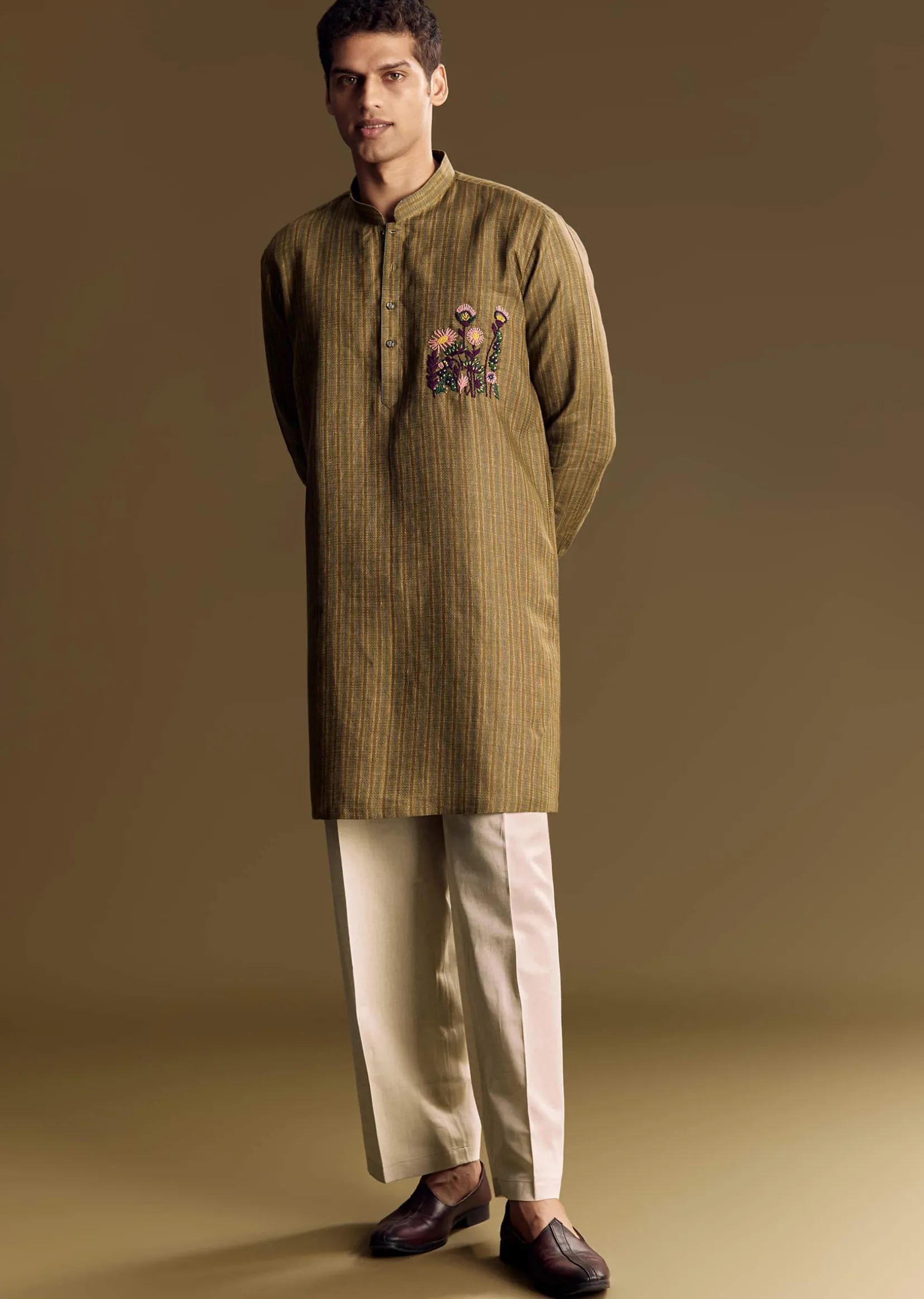 Green Linen Kurta Set With Hand Embroidered Detailing