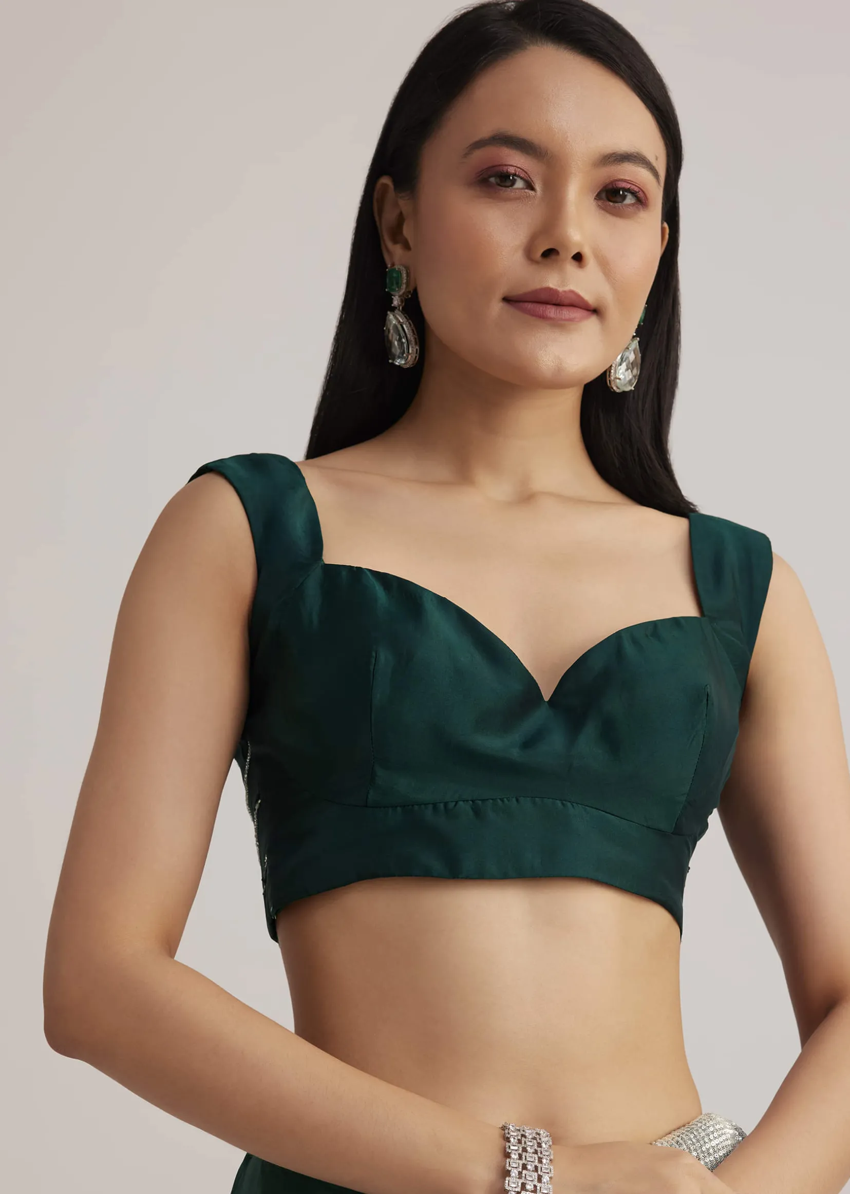Green Ombre Saree With Sequins And Scallop Embroidery