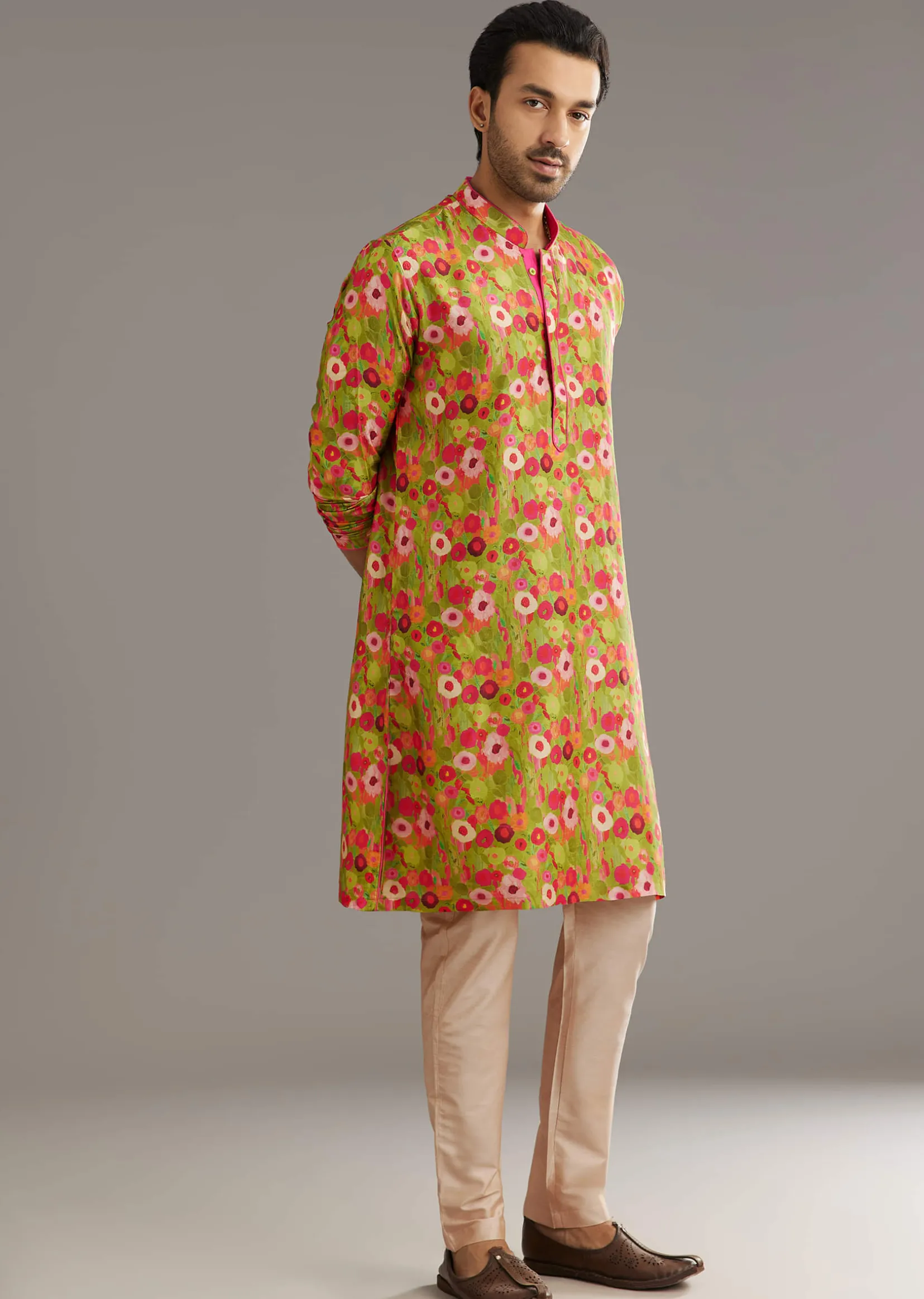 Green Russian Silk Kurta Set With Blossoming Prints