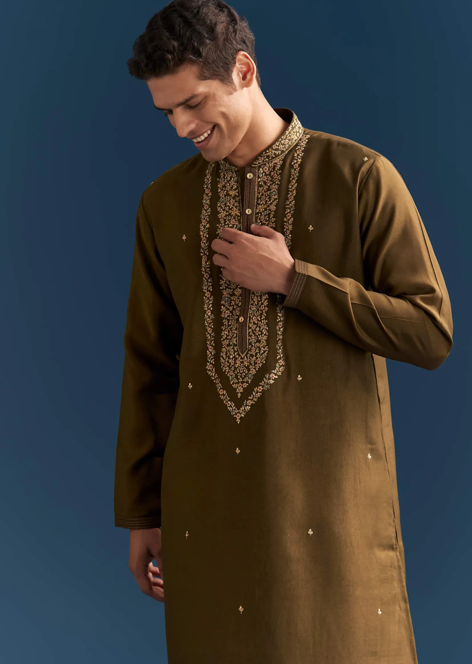 Green Silk Kurta Set For Men With Thread And Resham Work