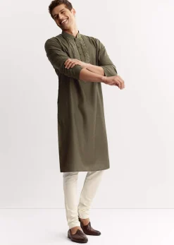 Green Silk Kurta Set With Resham And Embroidery