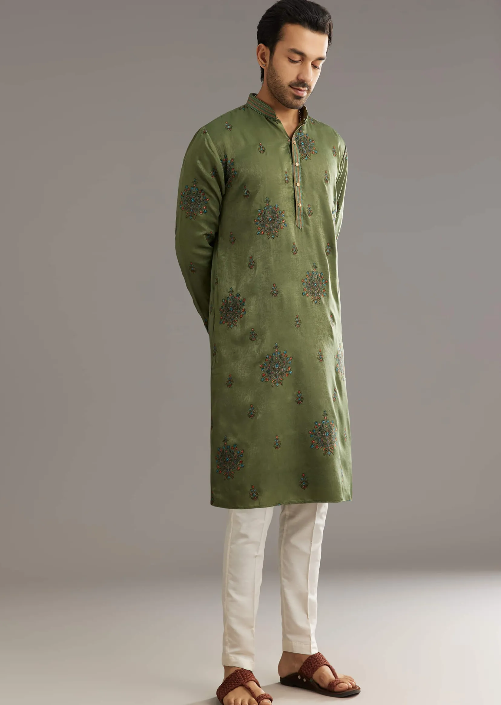 Green Silk Kurta Set With Printed Artwork