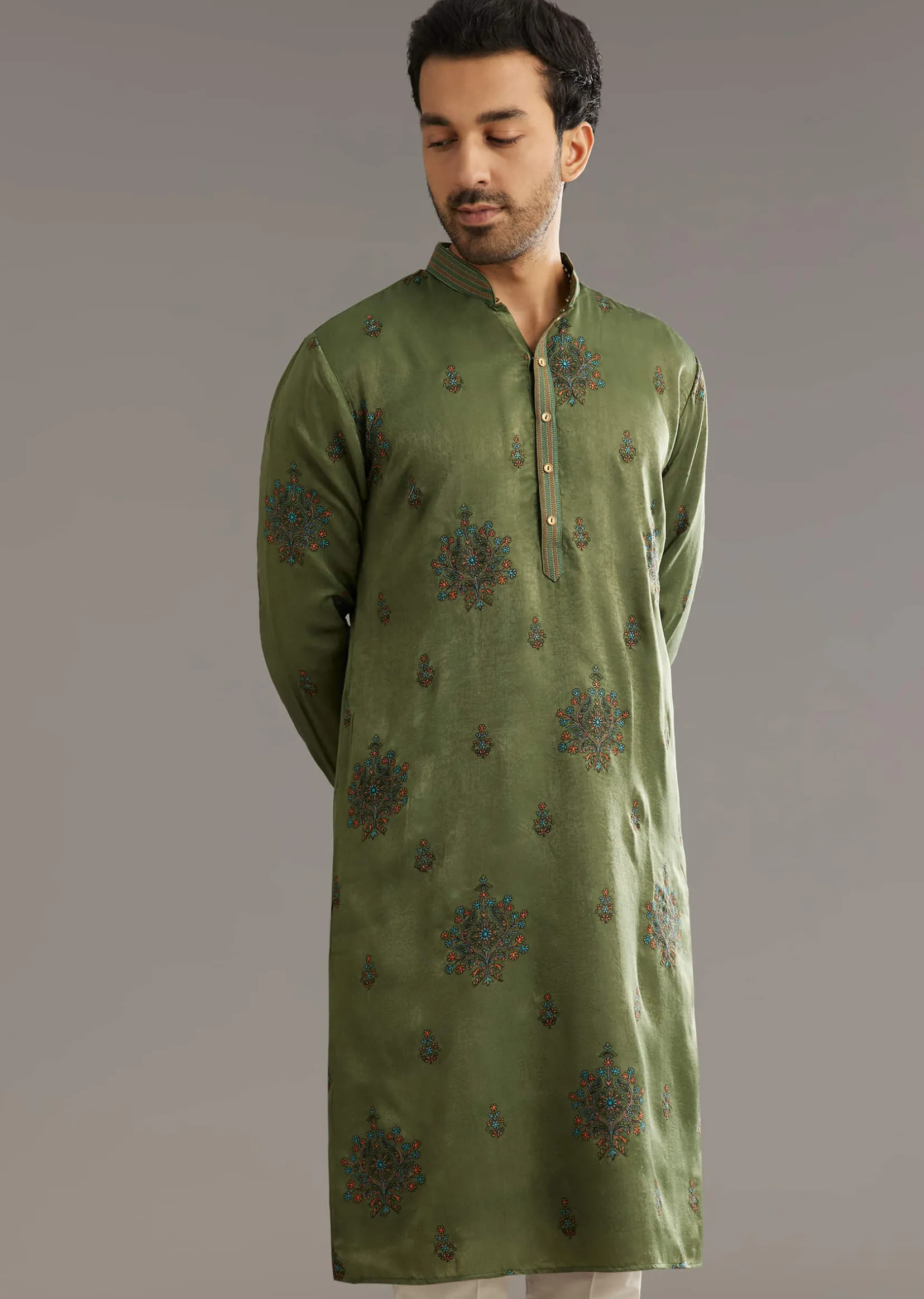 Green Silk Kurta Set With Printed Artwork