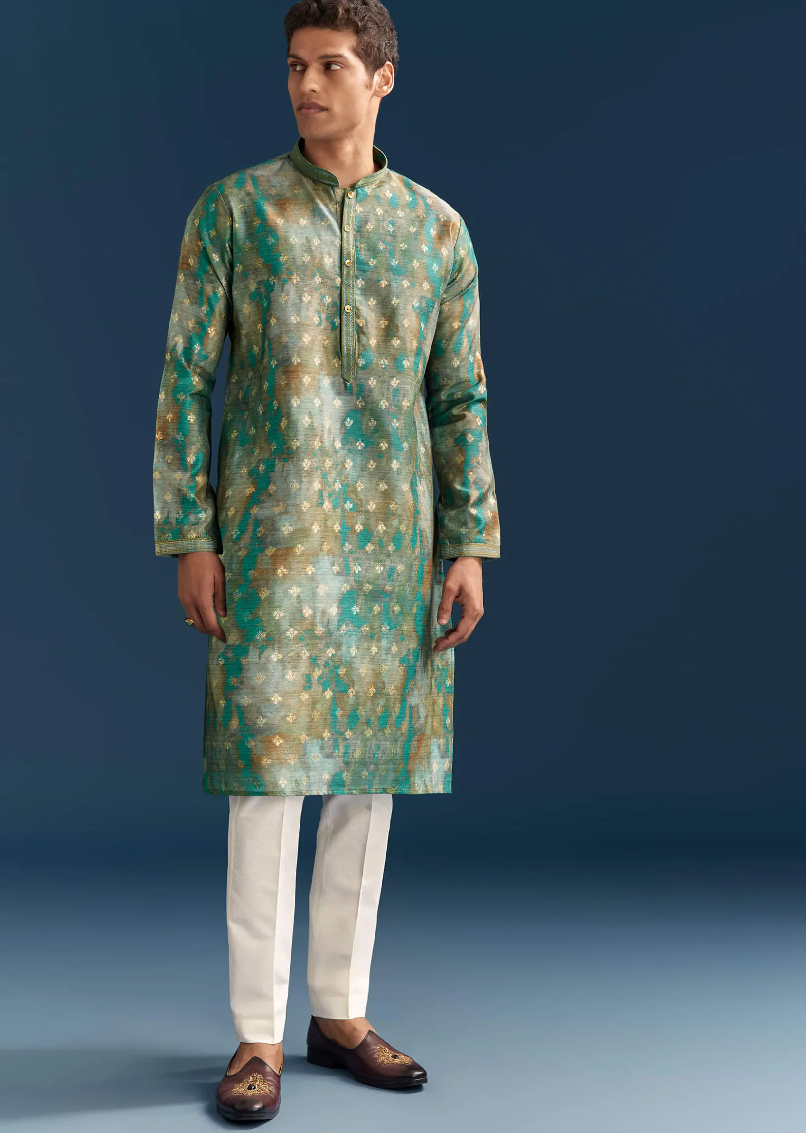 Green Silk Printed Kurta Set For Men With Foil Butti Embroidery