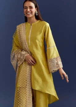 Green Thread And Sequins Work Kurta Set With Net Dupatta In Fuji Silk