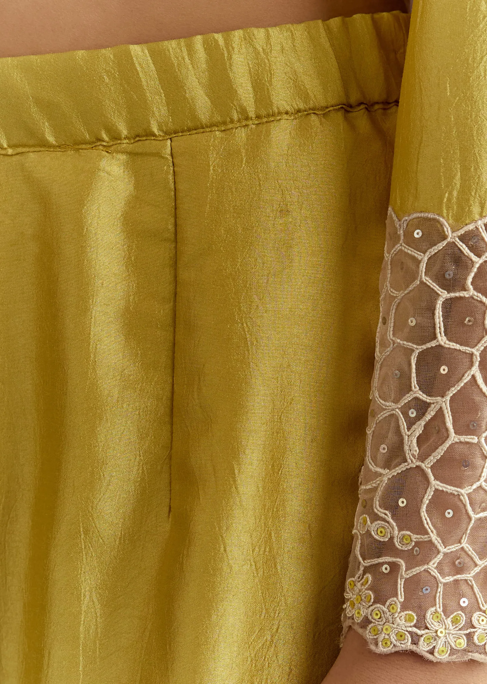 Green Thread And Sequins Work Kurta Set With Net Dupatta In Fuji Silk