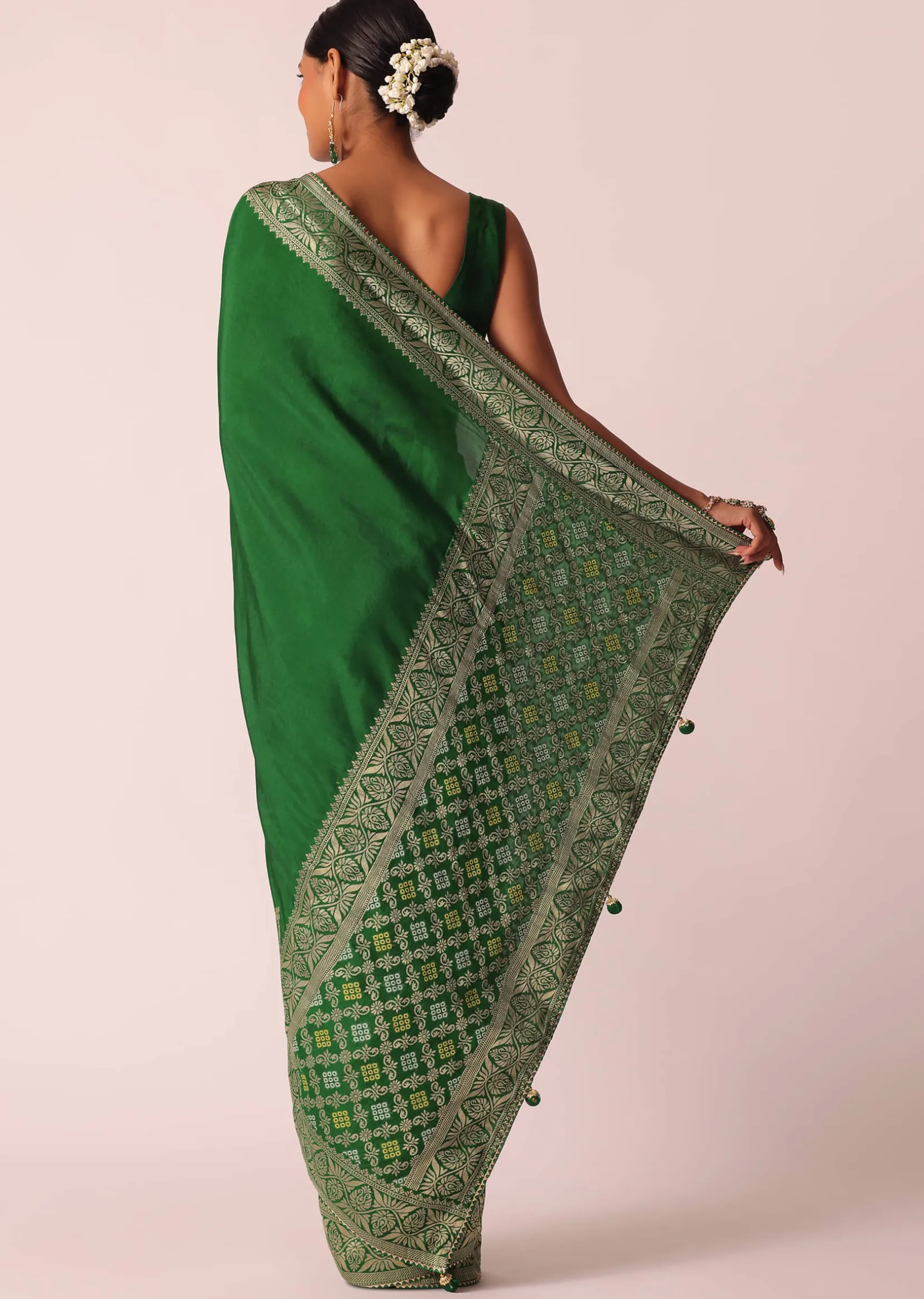 Green Woven Silk Saree With Bandhani Detail And Unstitched Blouse Piece