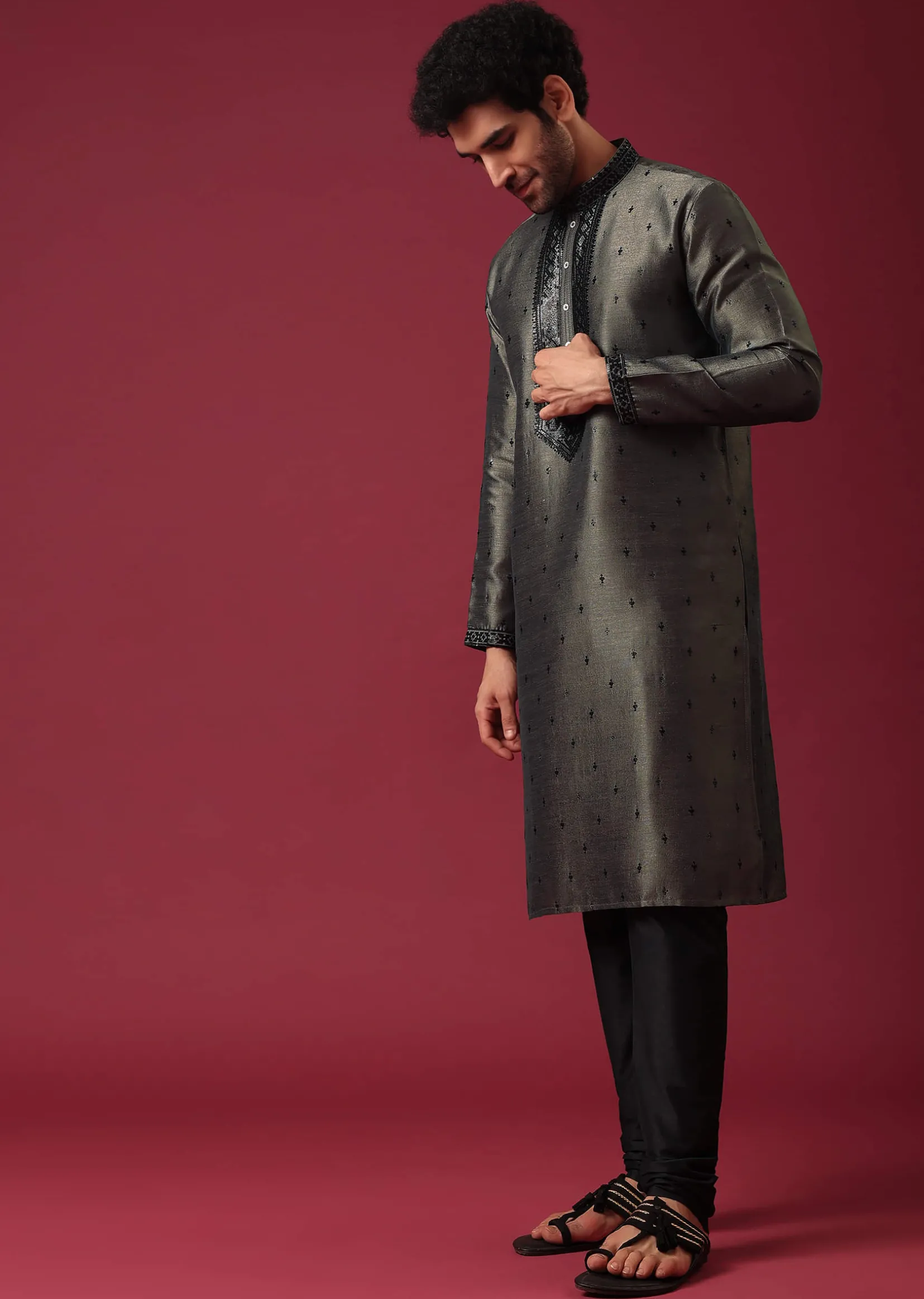 Grey Kurta Set In Silk