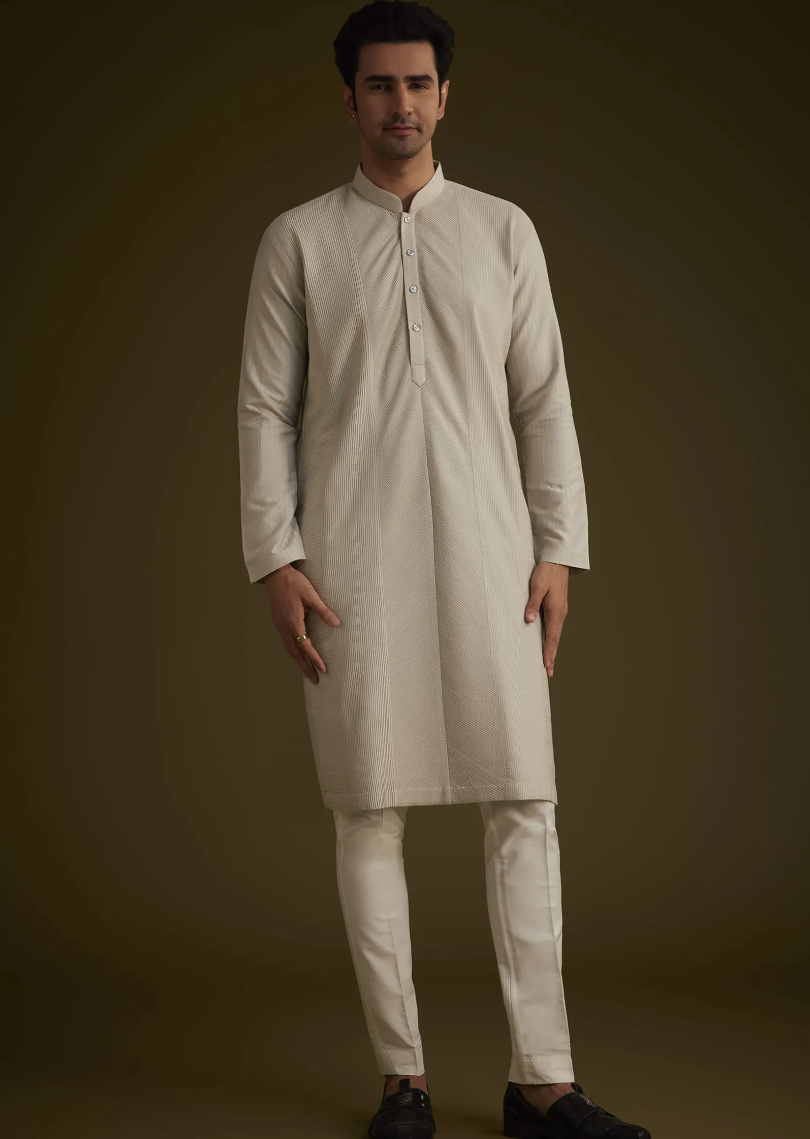 Grey Kurta Set With Pintuck Detailing