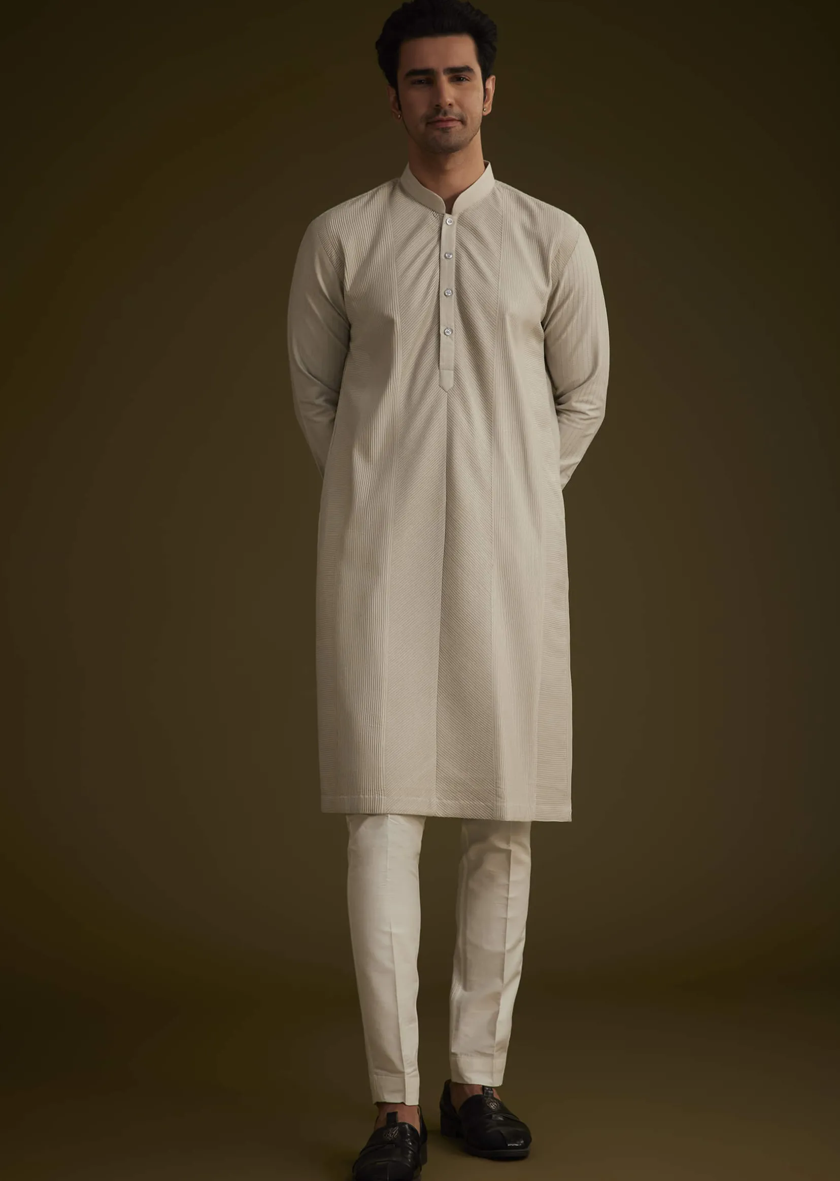 Grey Kurta Set With Pintuck Detailing
