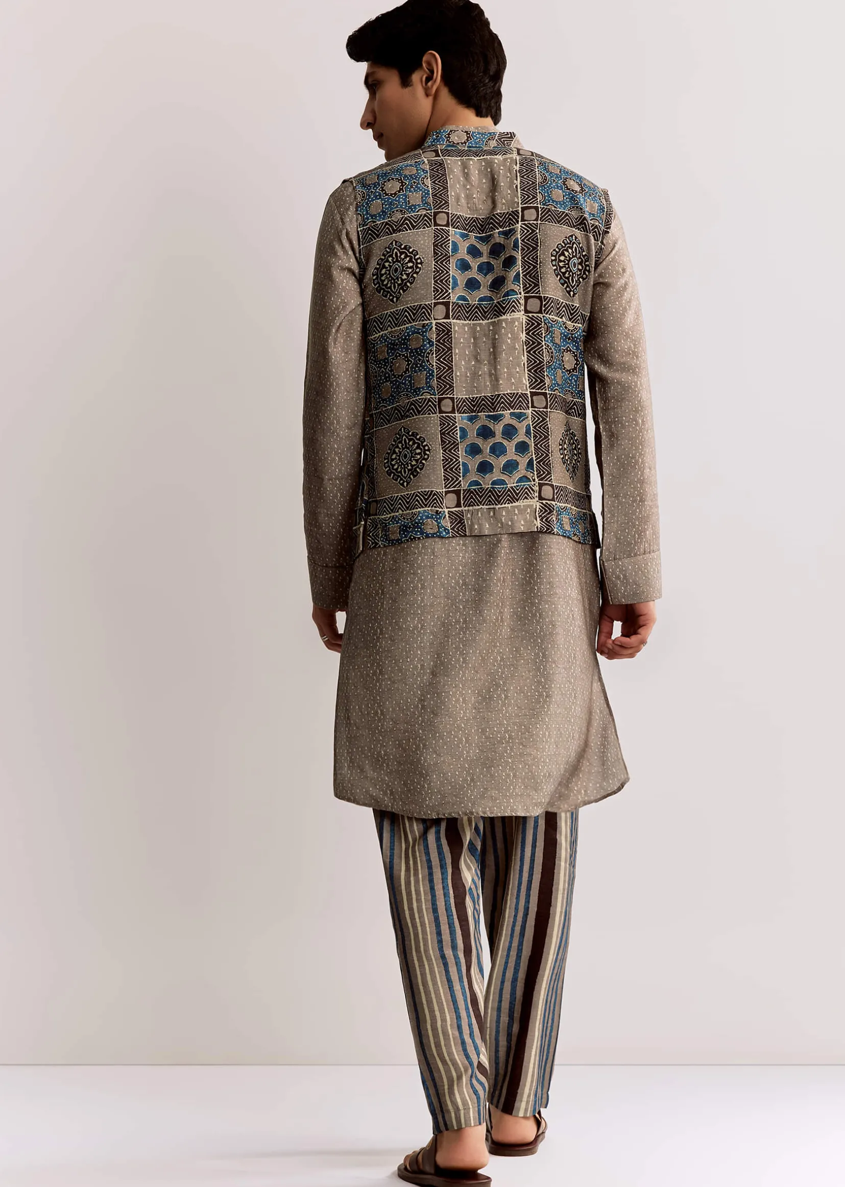 Grey Linen Kurta Jacket Set With Ajrakh Print