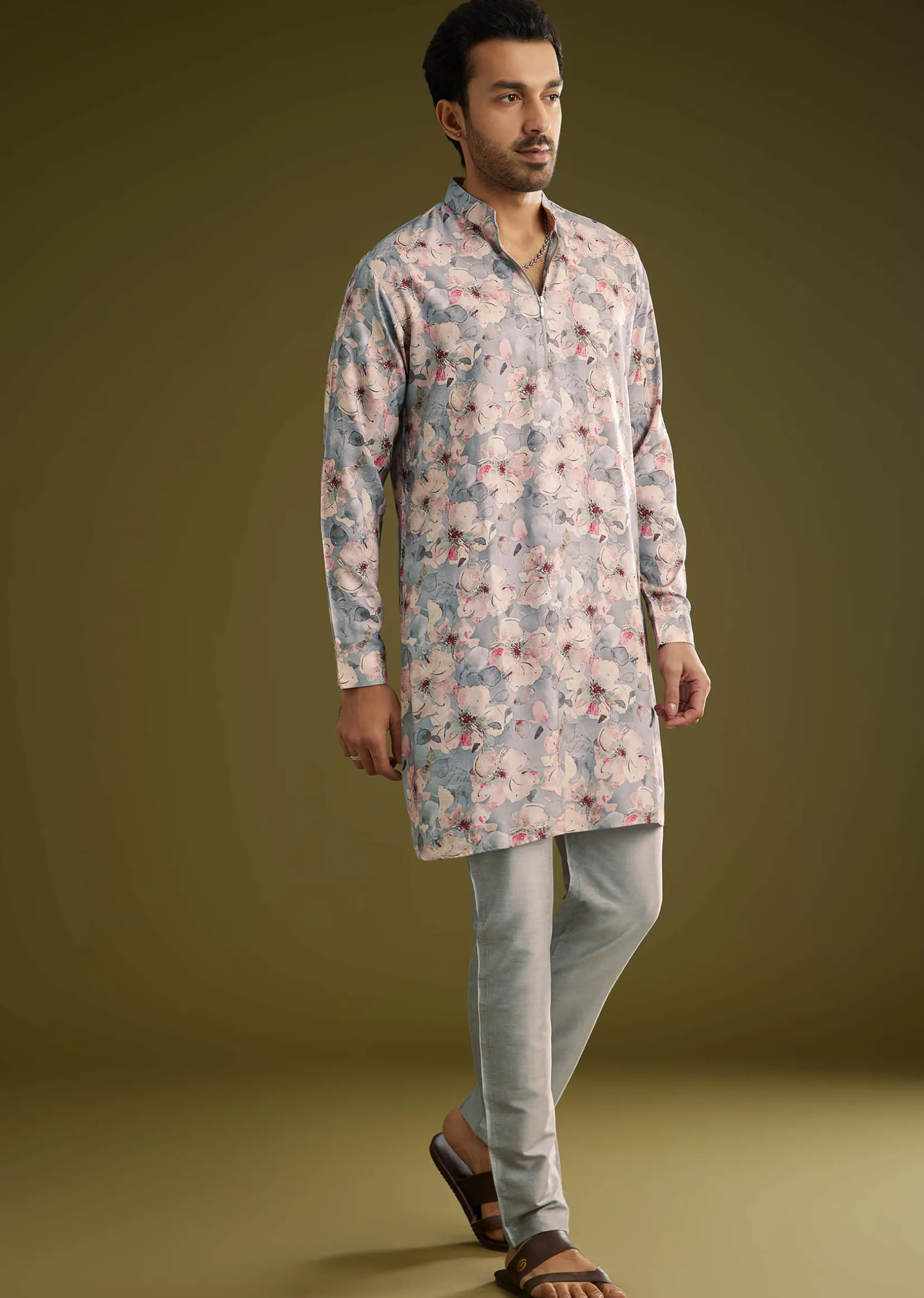 Grey Pashmina Silk Kurta Set With Floral Print