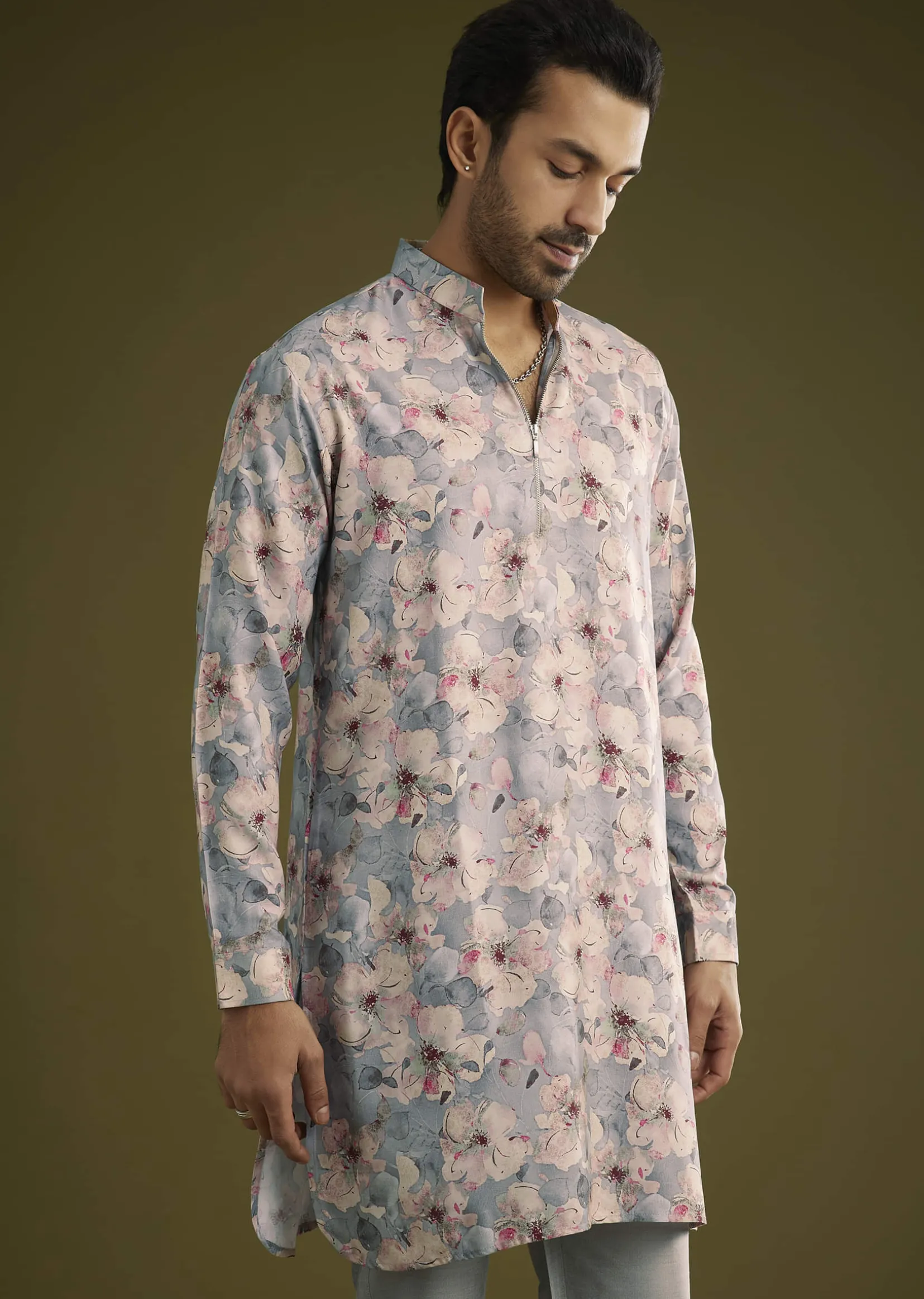 Grey Pashmina Silk Kurta Set With Floral Print