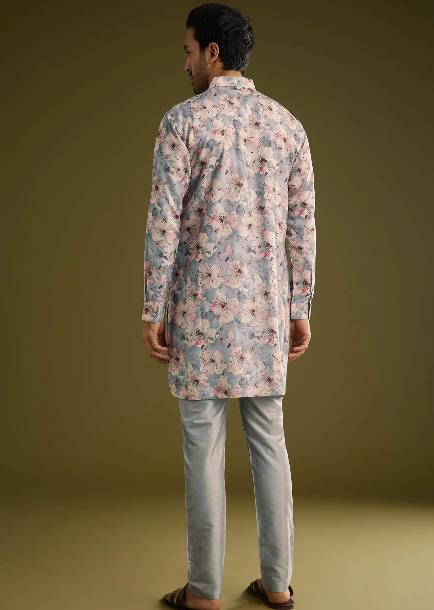 Grey Pashmina Silk Kurta Set With Floral Print