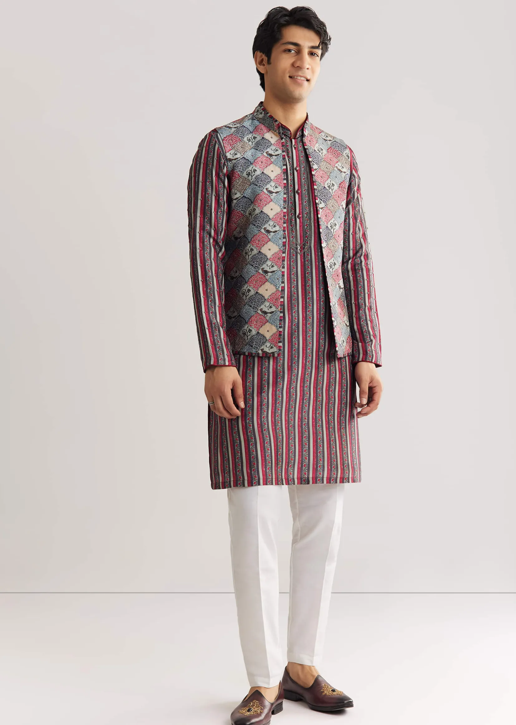 Grey Rawsilk Jacket Kurta Set With Cut Dana And Stone