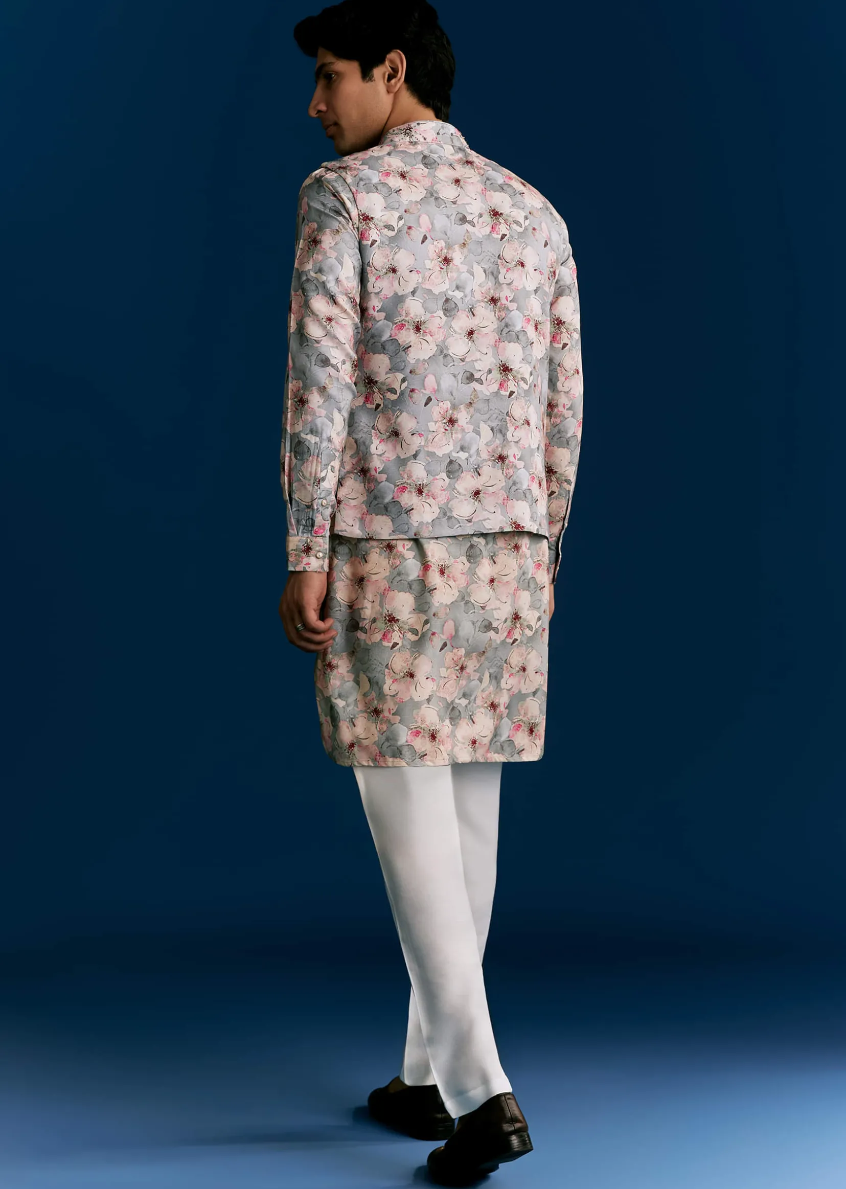 Grey Silk Kurta Jacket Set With Sequins And Thread Embroidery