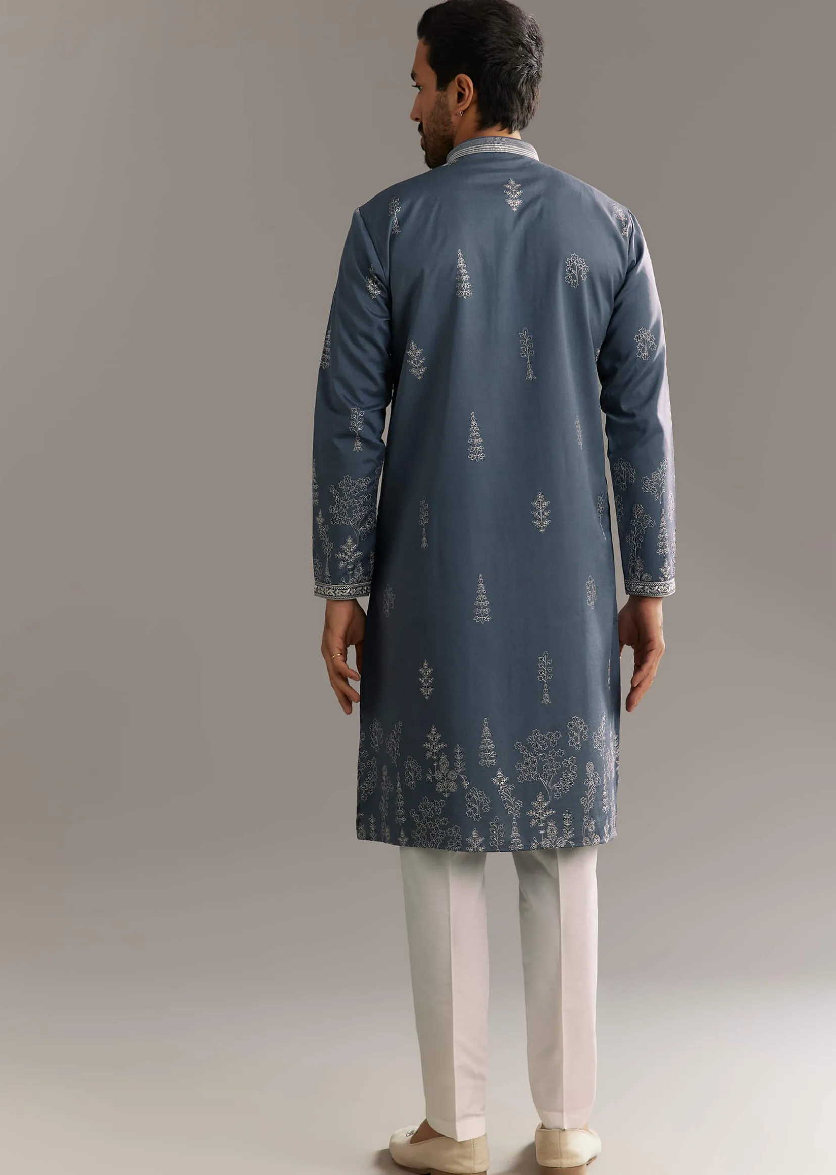 Grey Silk Kurta Set With Thread Work