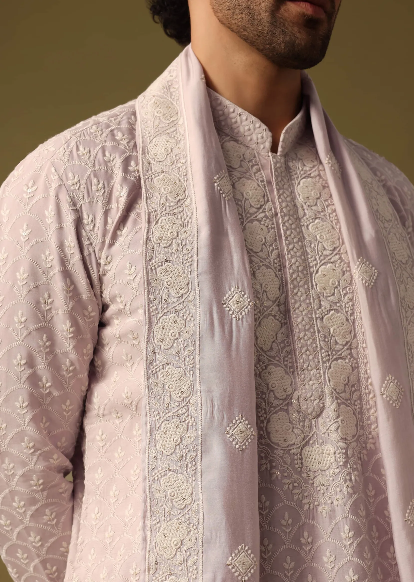 Lavender Kurta Pant Set With Dupatta In Resham Work For Men