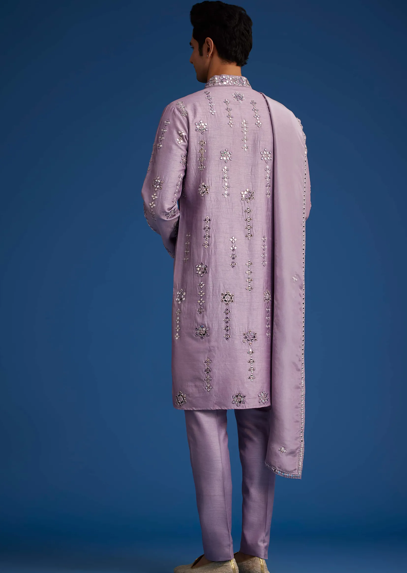 Lilac Kurta Set With Resham Mirror And Zari Embroidery