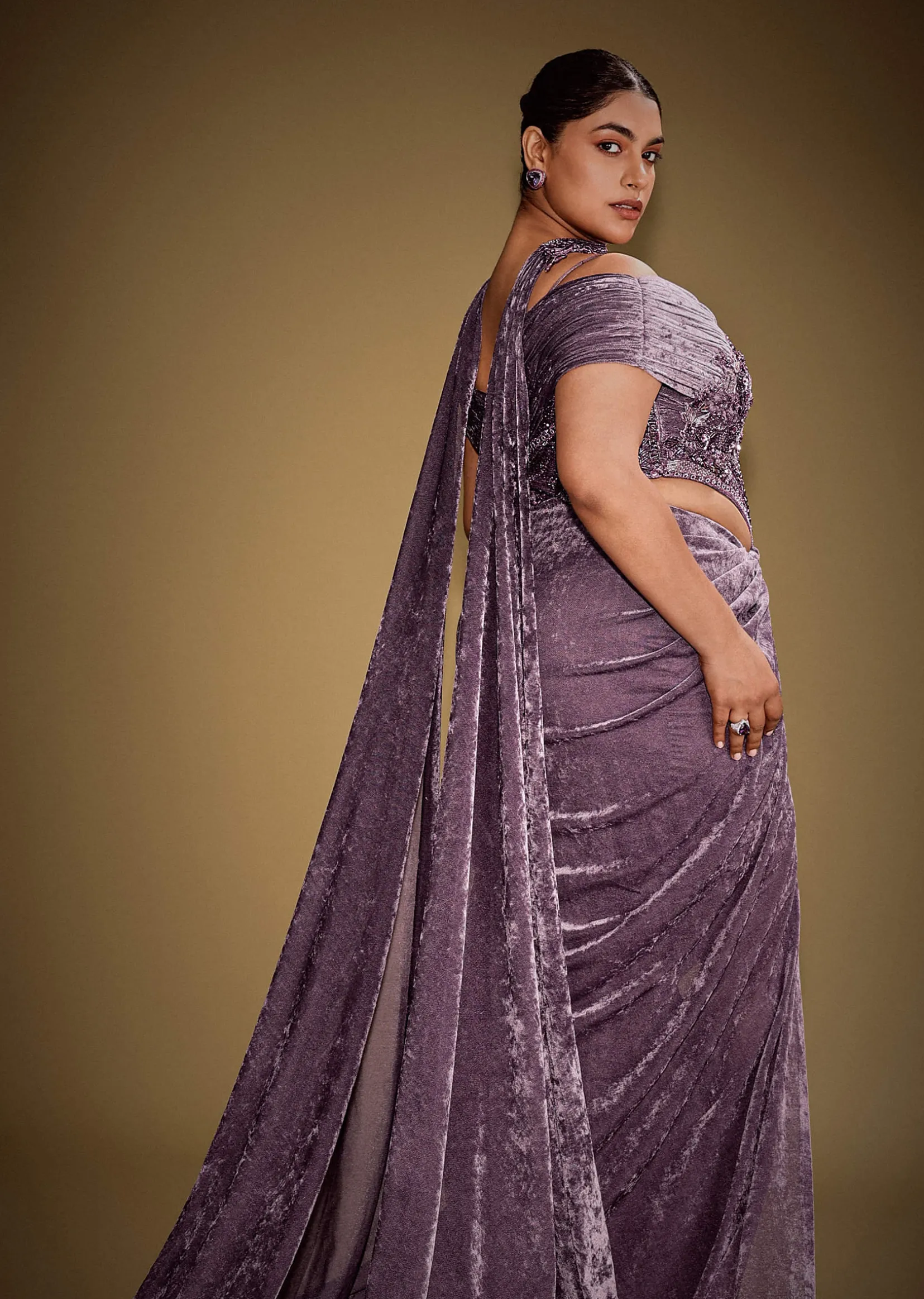 Mauve Off Shoulder Velvet Gown With Keyhole Detail And Embroidered Choker