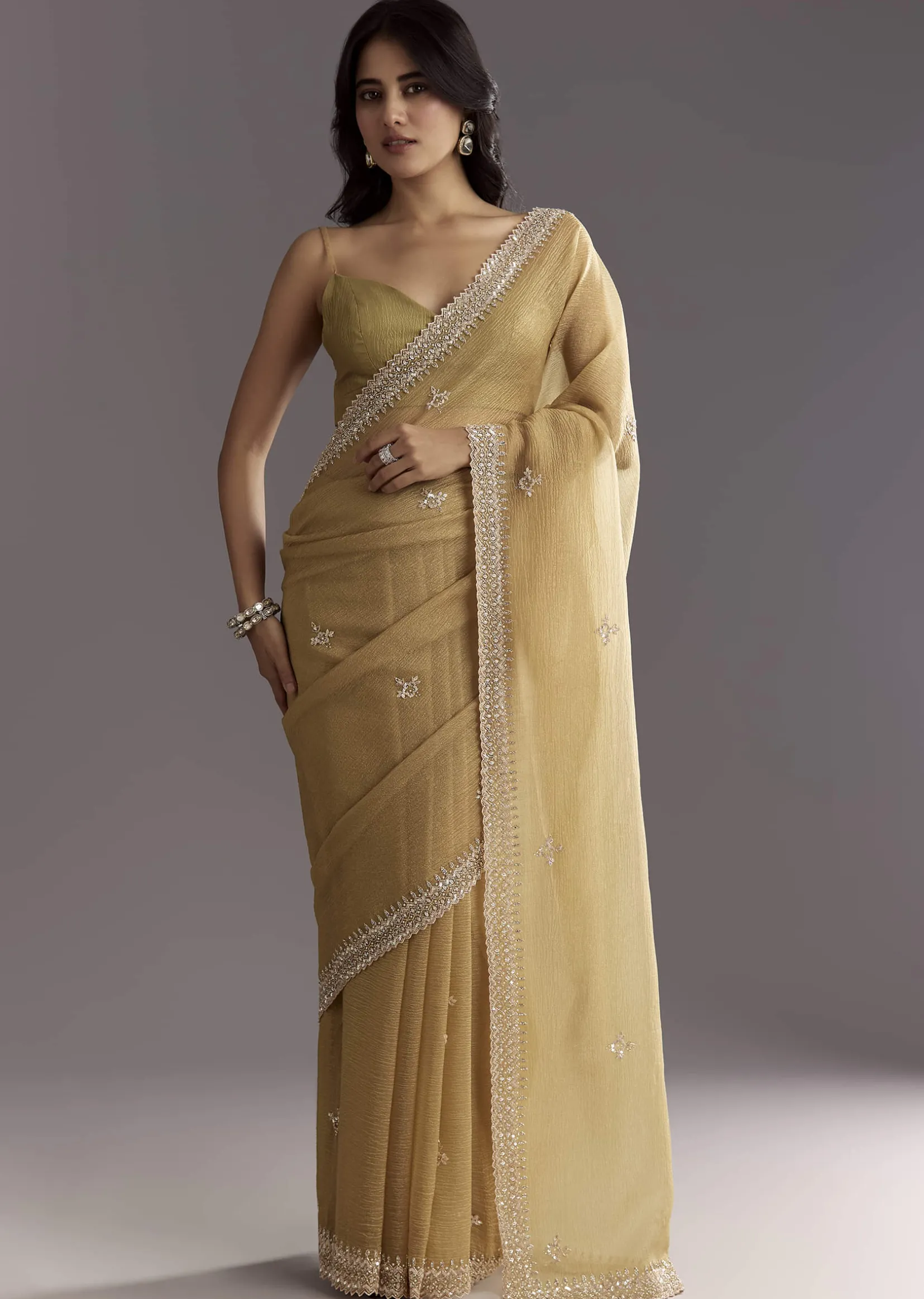 Mehendi Green Crushed Tissue Saree With Cutwork Embroidered Border