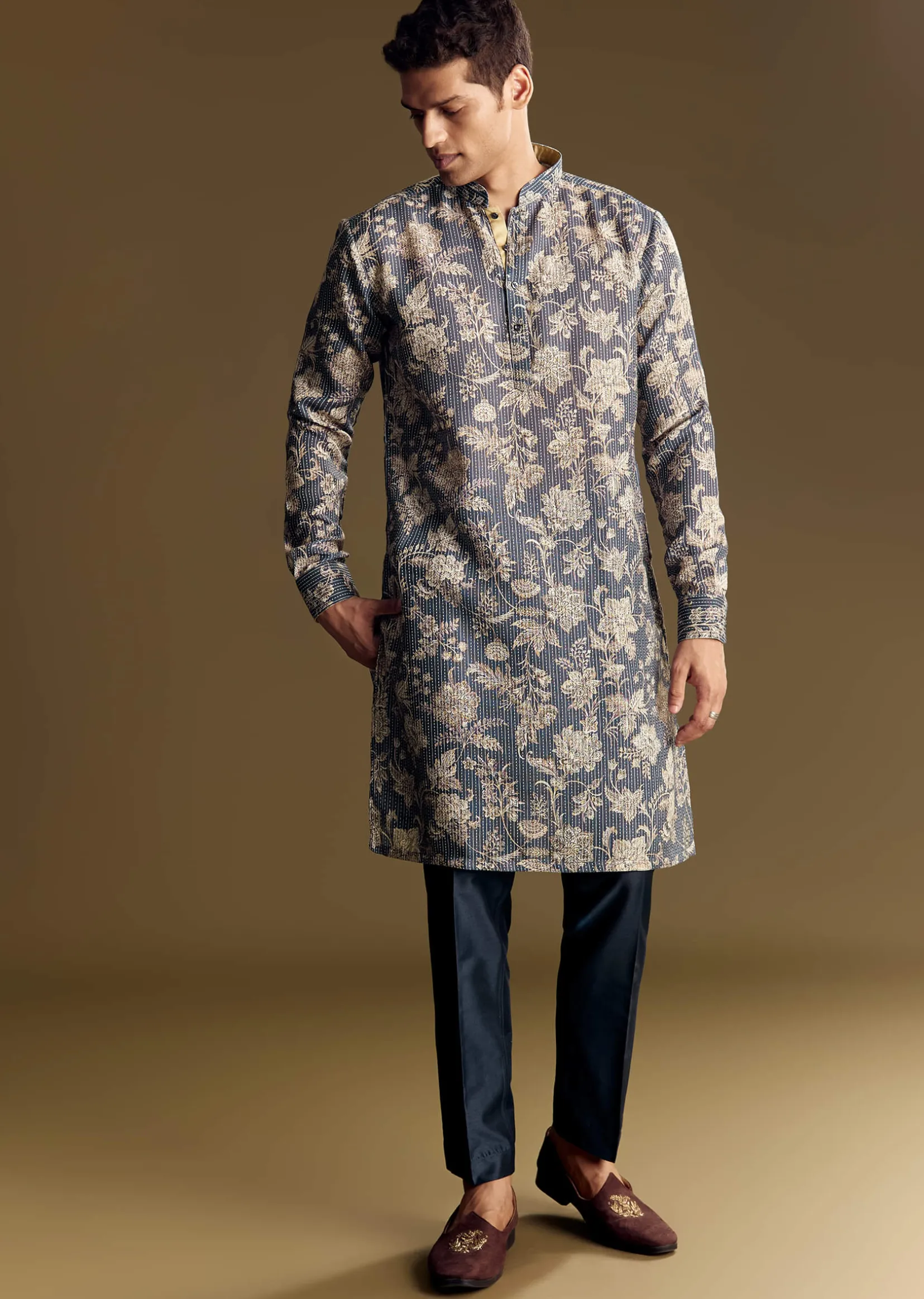 Navy Blue Linen Kurta Set Embellished With Intricate Kantha Stitching